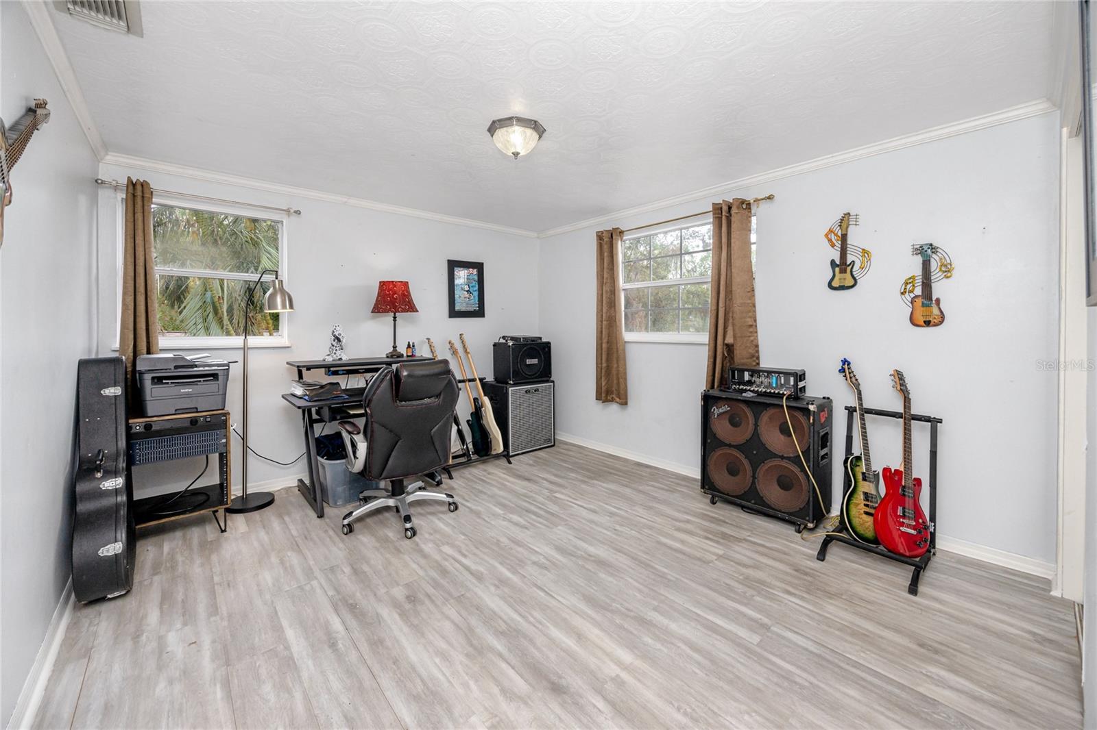 11624 PINEDALE AVE, SEMINOLE, FL, 33772