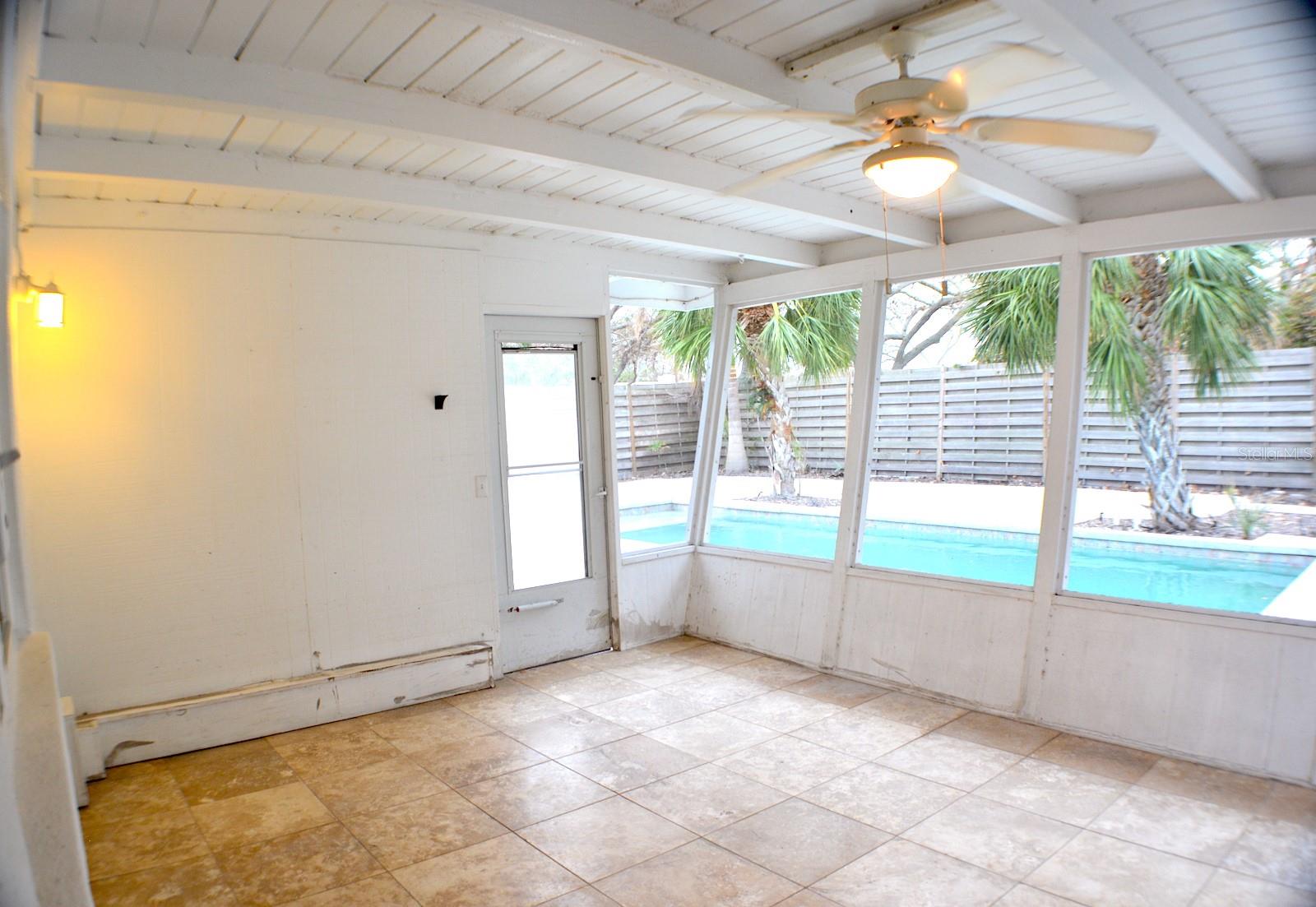 1132 CRESCENT ST, SARASOTA, FL, 34242