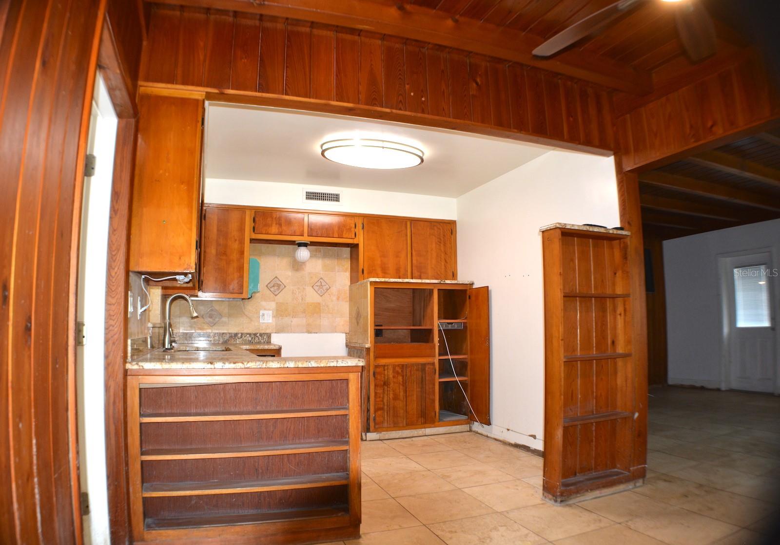 1132 CRESCENT ST, SARASOTA, FL, 34242
