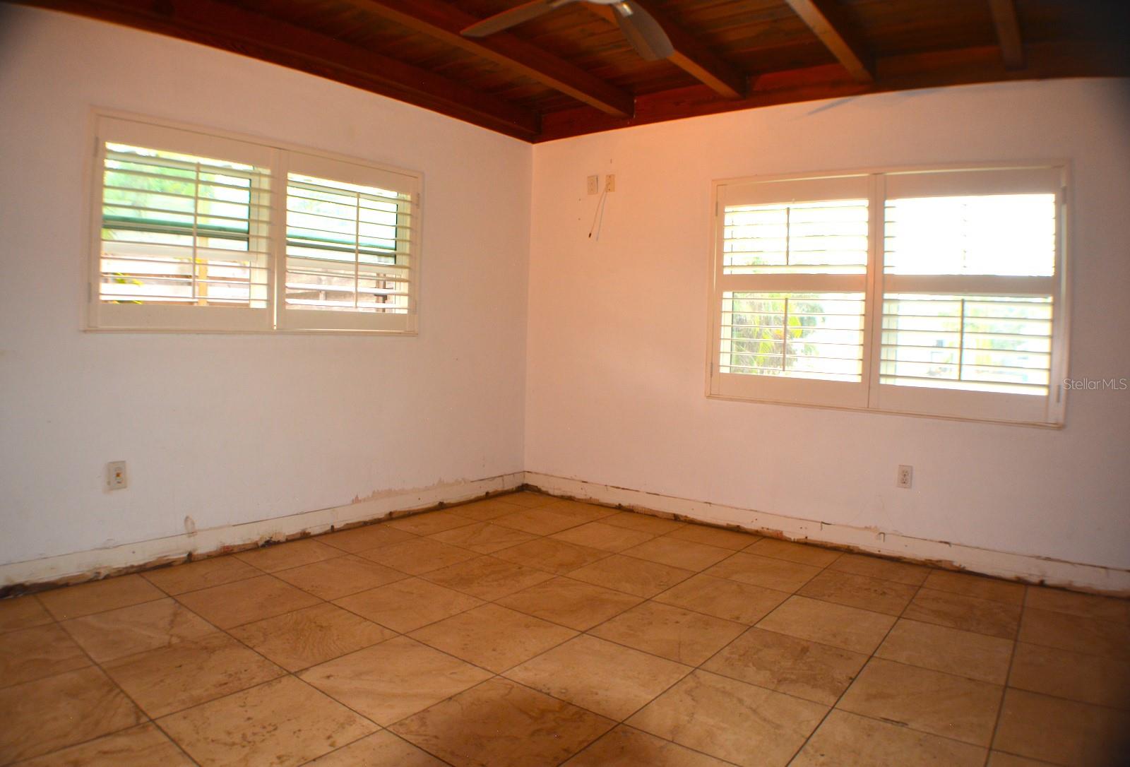 1132 CRESCENT ST, SARASOTA, FL, 34242