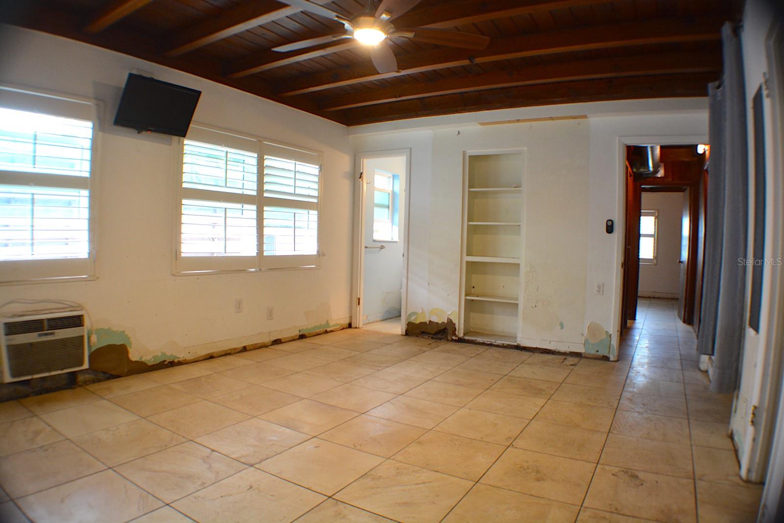 1132 CRESCENT ST, SARASOTA, FL, 34242