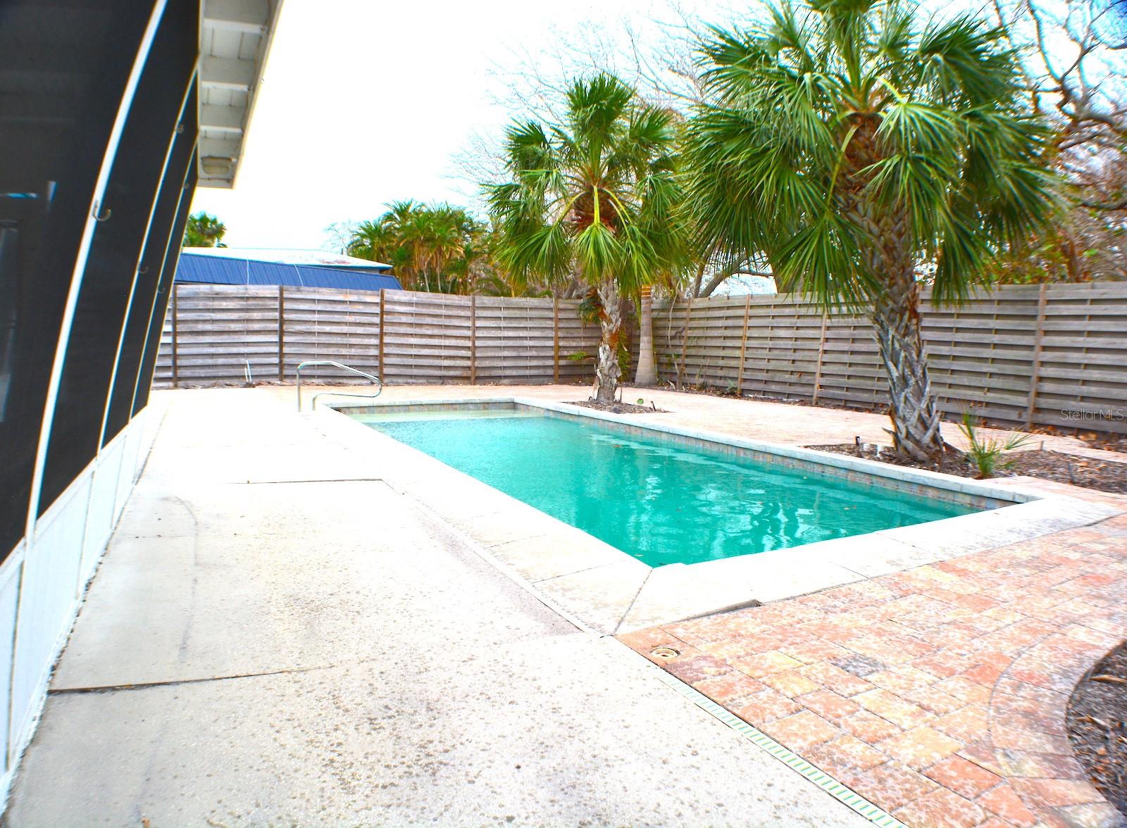 1132 CRESCENT ST, SARASOTA, FL, 34242