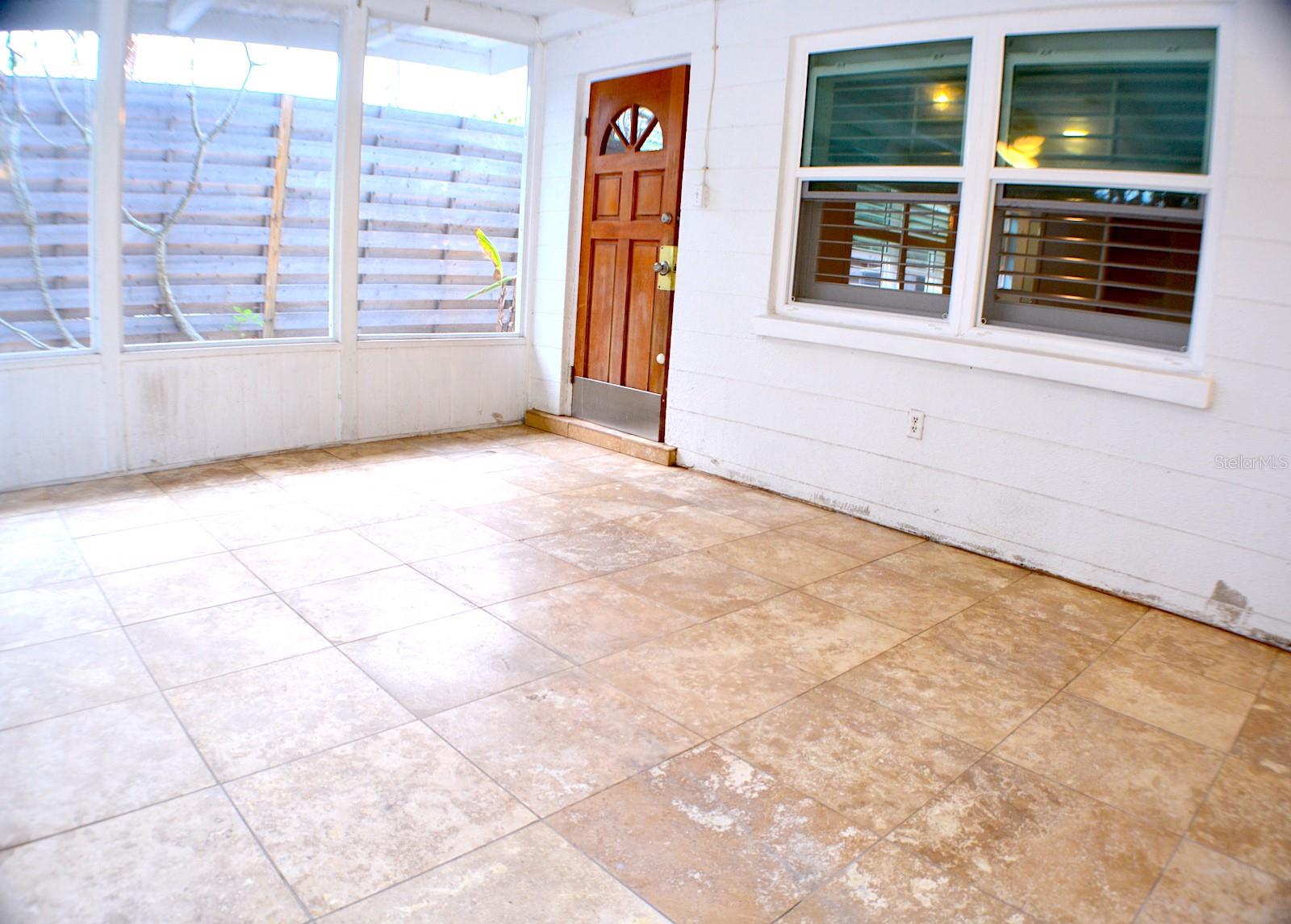 1132 CRESCENT ST, SARASOTA, FL, 34242
