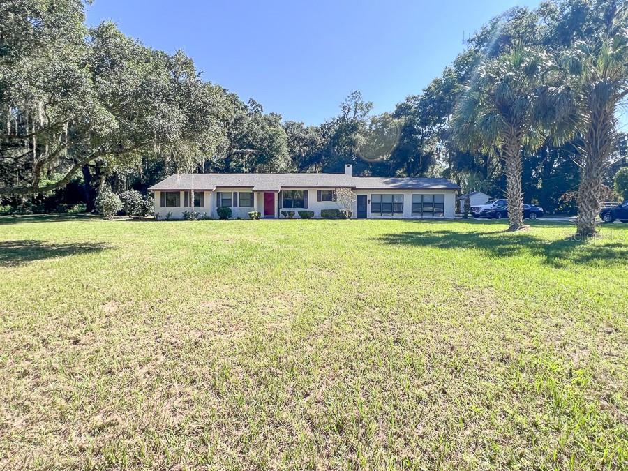 230 SW WACAHOOTA RD, MICANOPY, FL, 32667