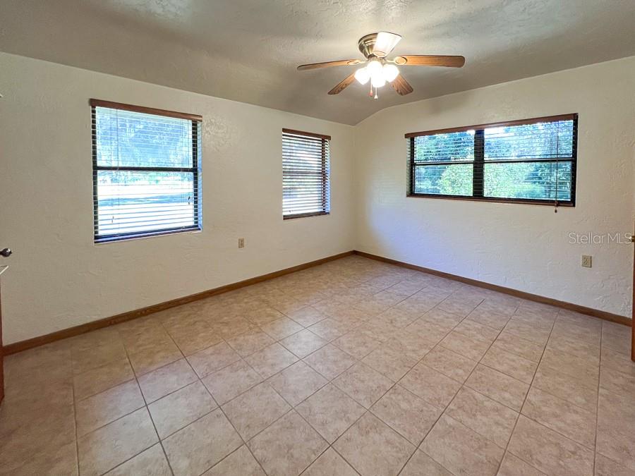 230 SW WACAHOOTA RD, MICANOPY, FL, 32667