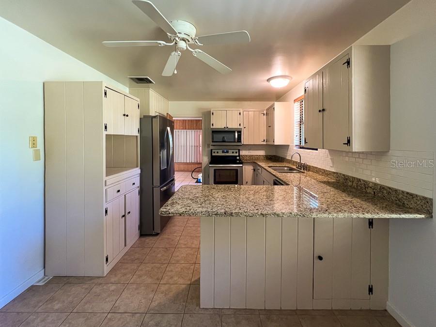 230 SW WACAHOOTA RD, MICANOPY, FL, 32667