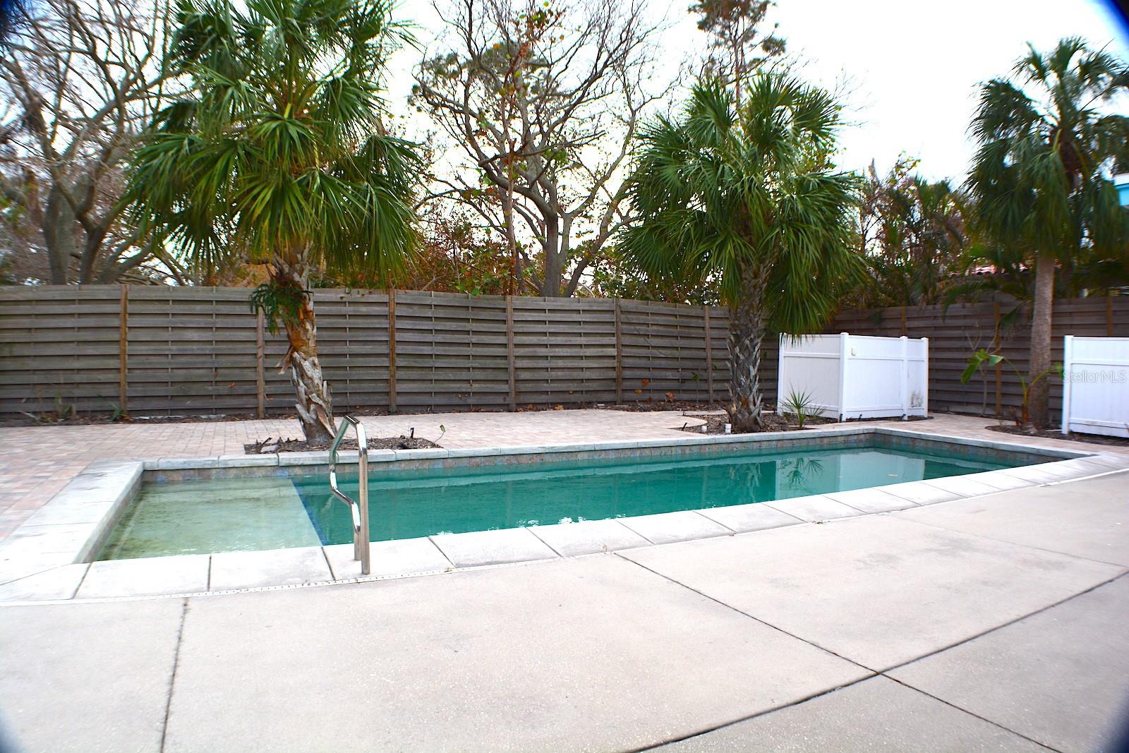 1132 CRESCENT ST, SARASOTA, FL, 34242