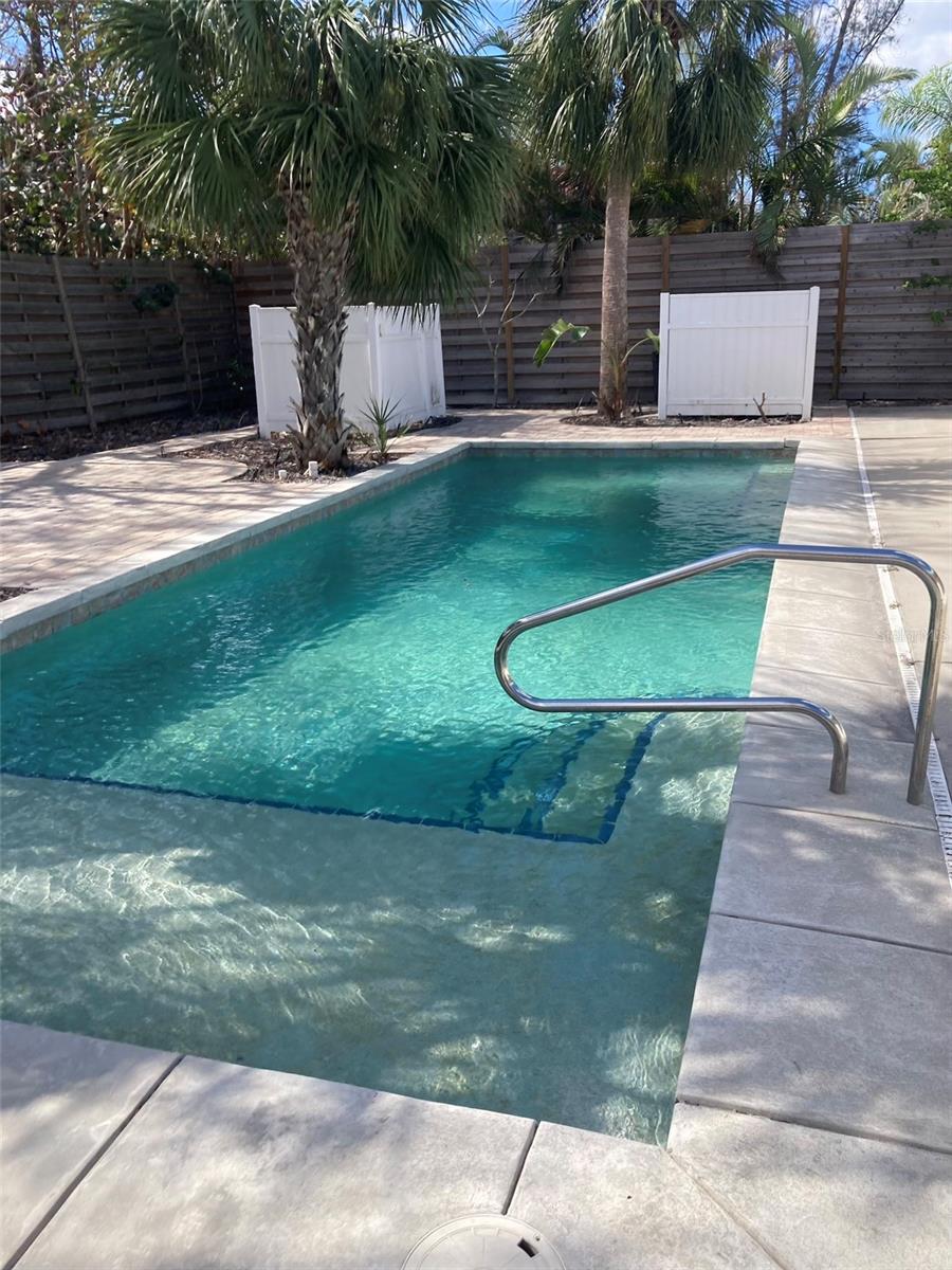 1132 CRESCENT ST, SARASOTA, FL, 34242