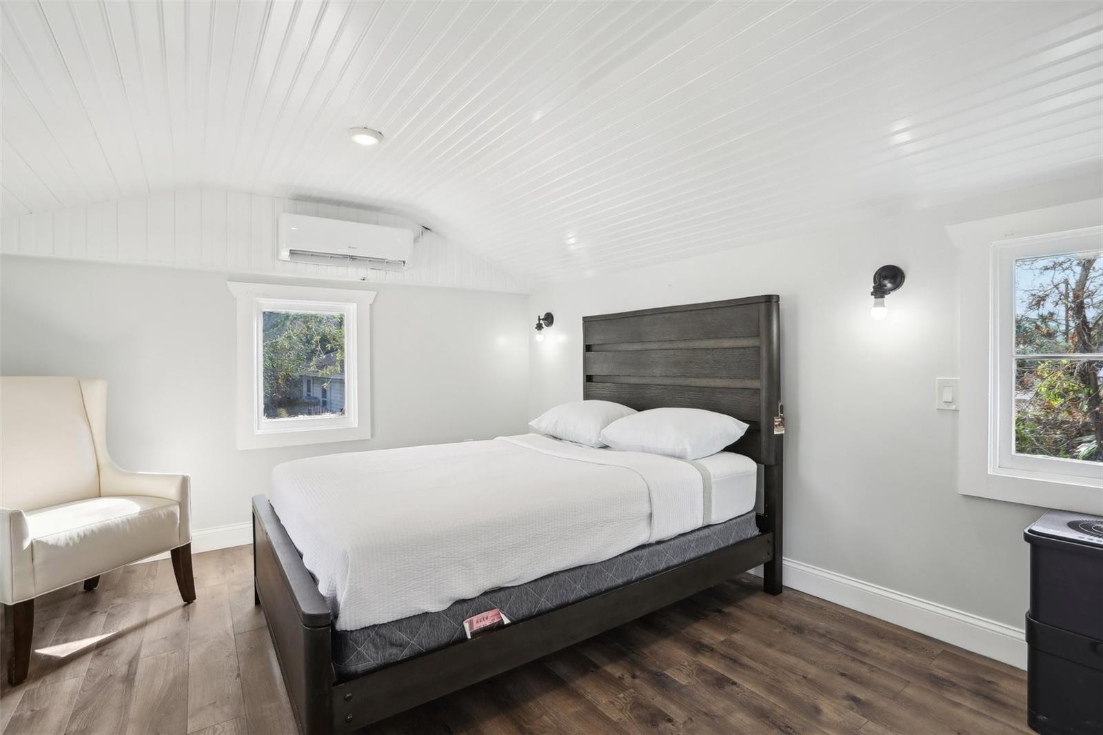 2015 3RD ST S, ST PETERSBURG, FL, 33705