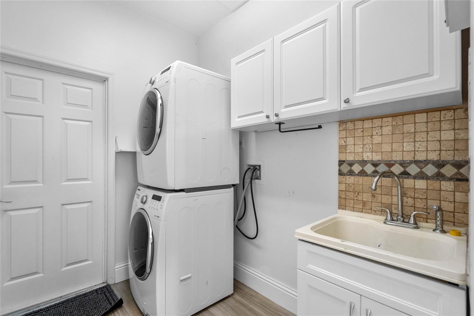 2138 INVERNESS CT, OVIEDO, FL, 32765