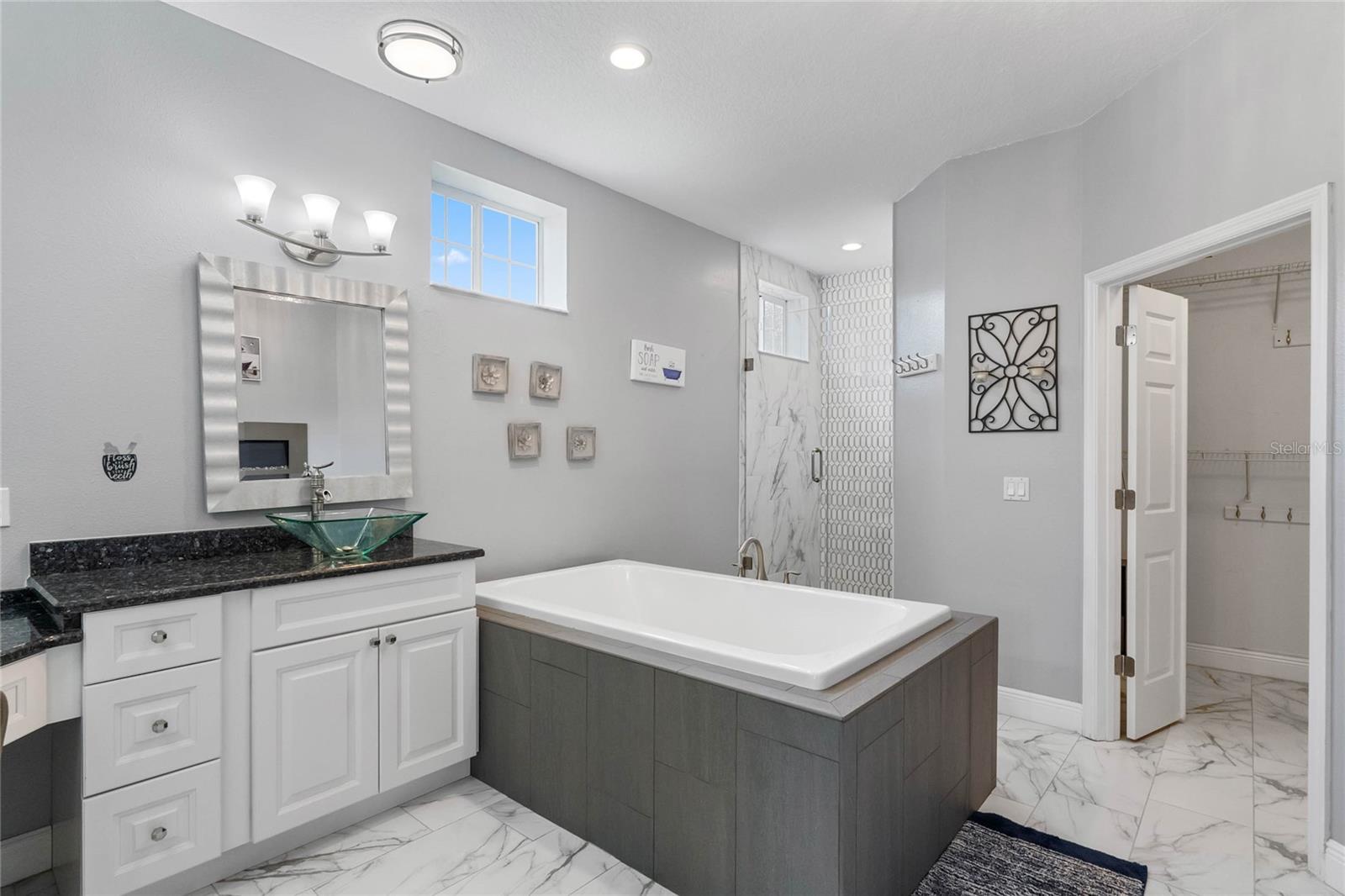 2138 INVERNESS CT, OVIEDO, FL, 32765