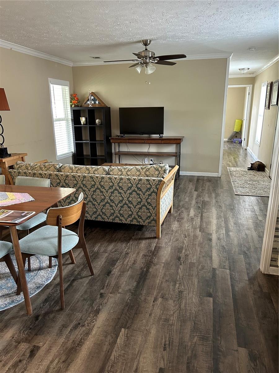 253 MONGOOSE LN, NORTH FORT MYERS, FL, 33917