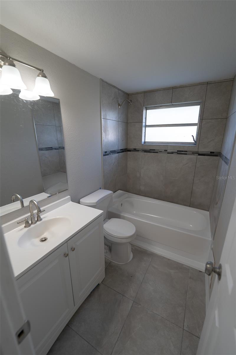 309 12TH ST SW, RUSKIN, FL, 33570