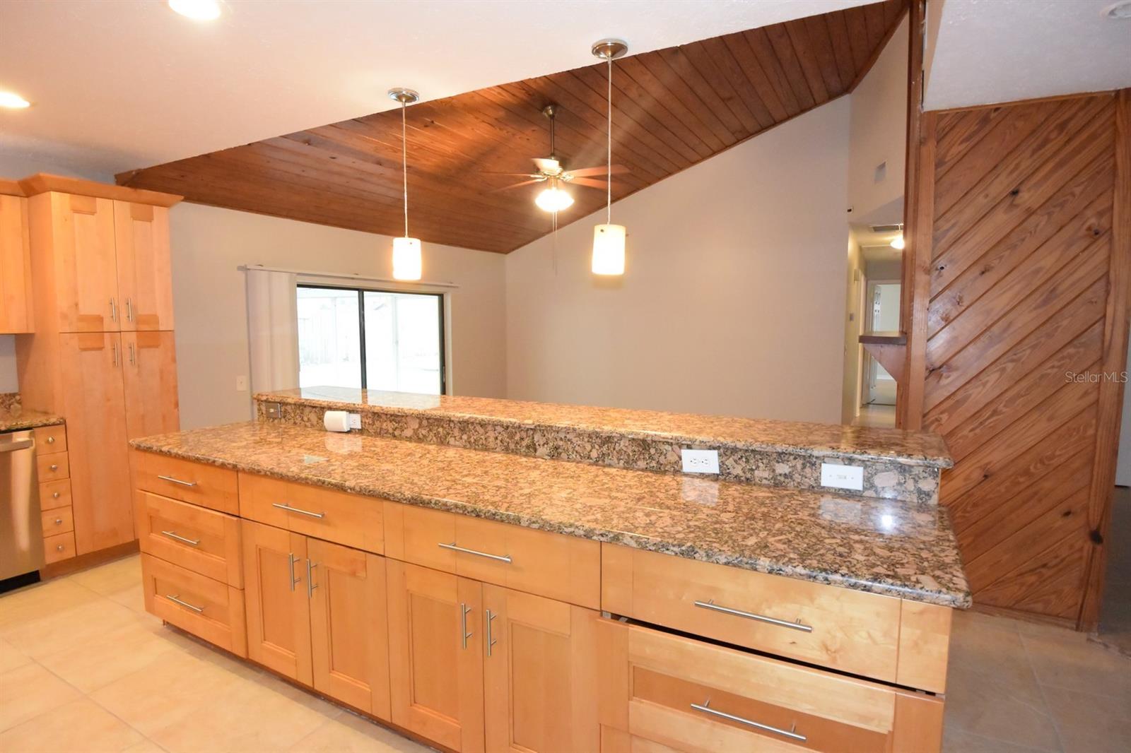 2316 WINDSOR OAKS AVE, LUTZ, FL, 33549