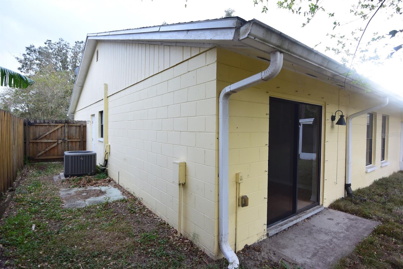 2316 WINDSOR OAKS AVE, LUTZ, FL, 33549