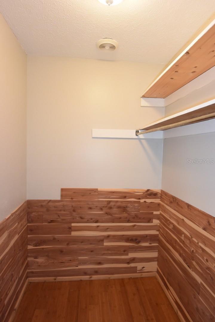 2316 WINDSOR OAKS AVE, LUTZ, FL, 33549