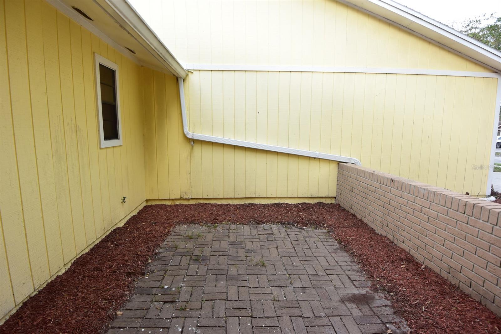 2316 WINDSOR OAKS AVE, LUTZ, FL, 33549