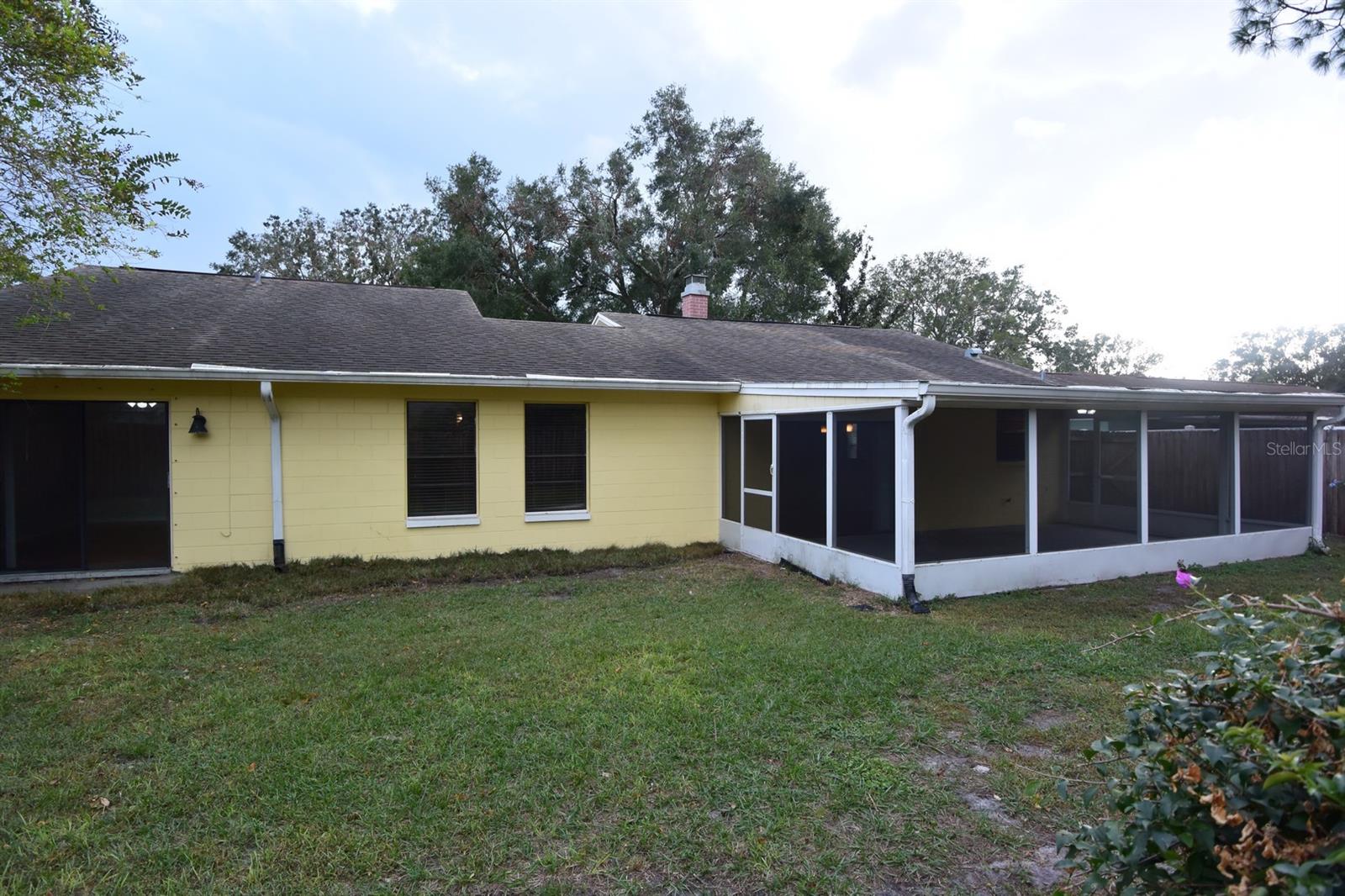 2316 WINDSOR OAKS AVE, LUTZ, FL, 33549