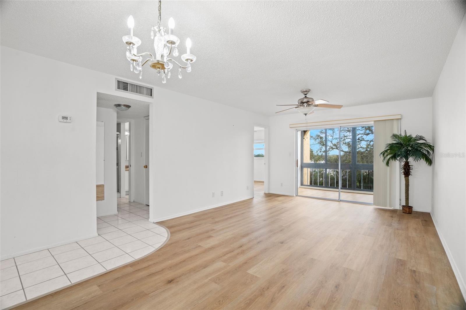 11485 OAKHURST RD #322, LARGO, FL, 33774