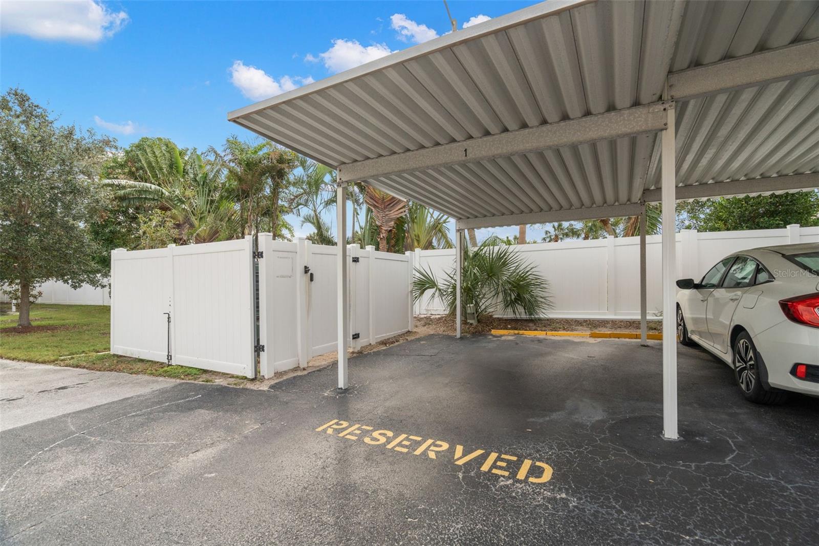 11485 OAKHURST RD #322, LARGO, FL, 33774