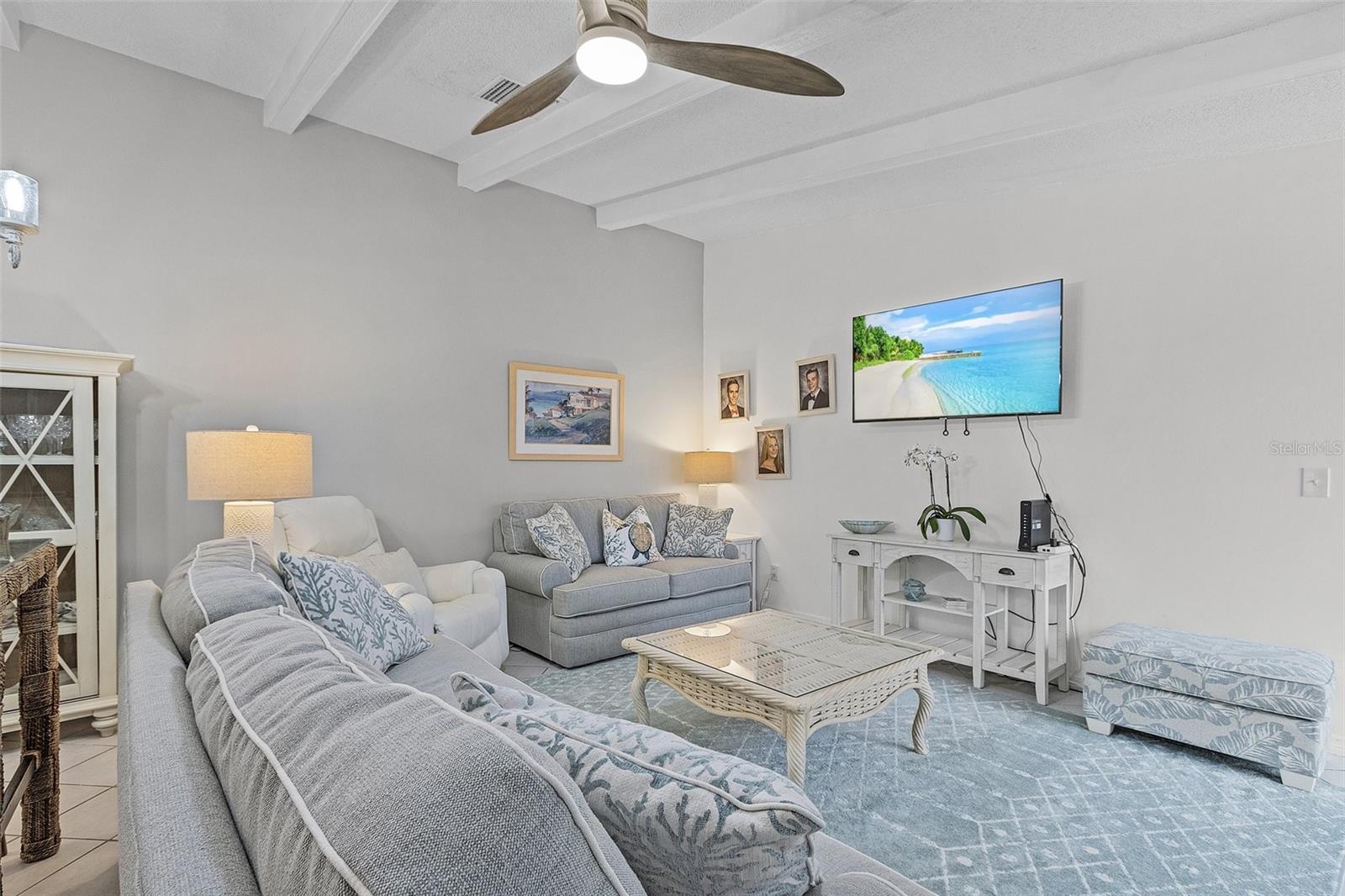 15405 CRYSTAL LAKE DR, NORTH FORT MYERS, FL, 33917