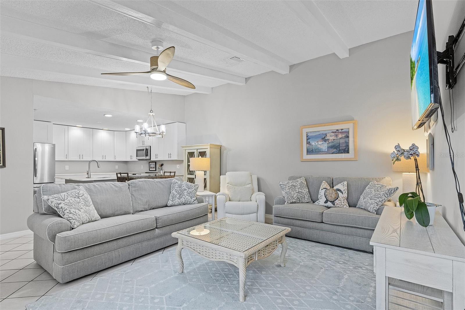 15405 CRYSTAL LAKE DR, NORTH FORT MYERS, FL, 33917