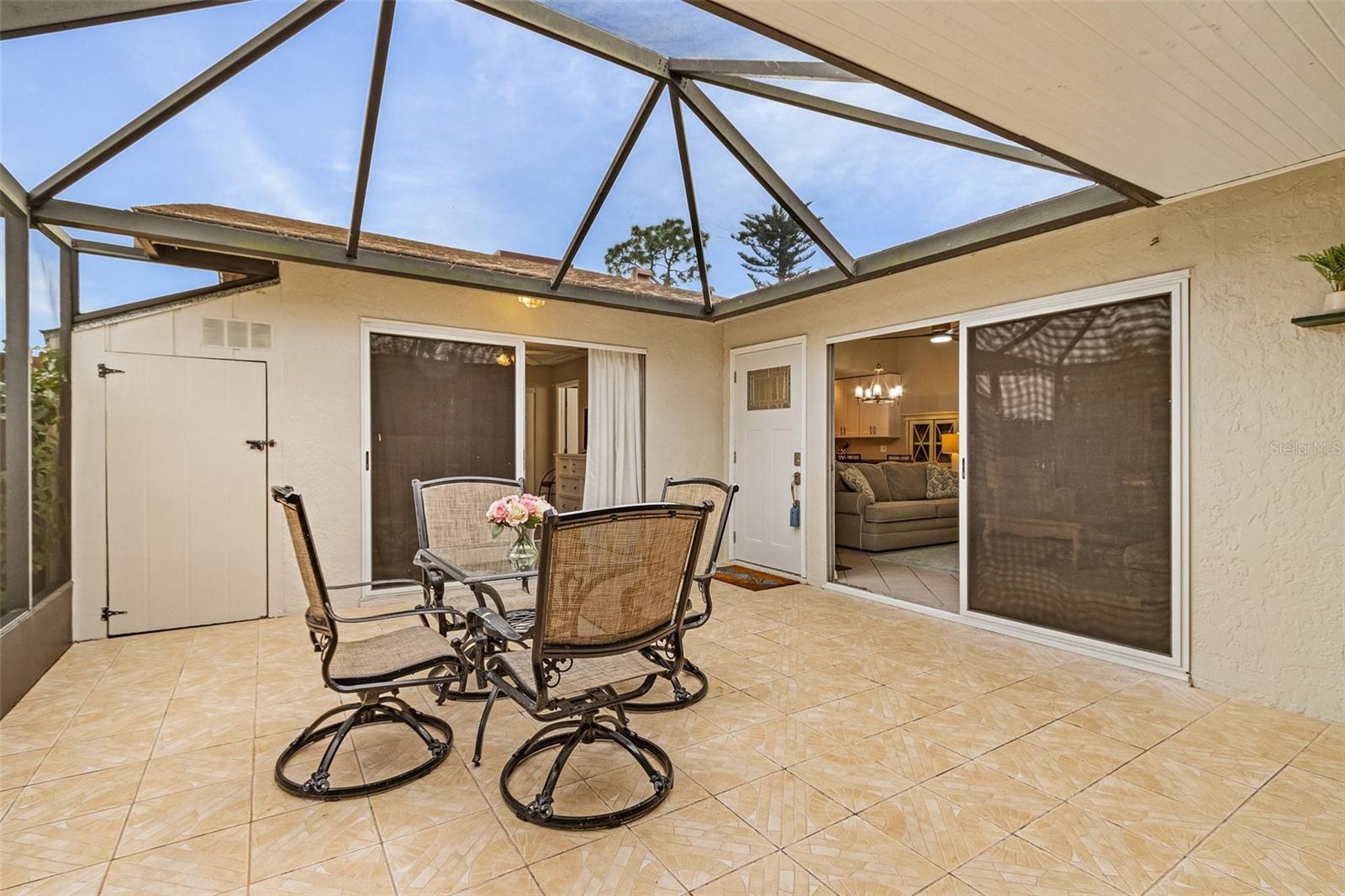 15405 CRYSTAL LAKE DR, NORTH FORT MYERS, FL, 33917