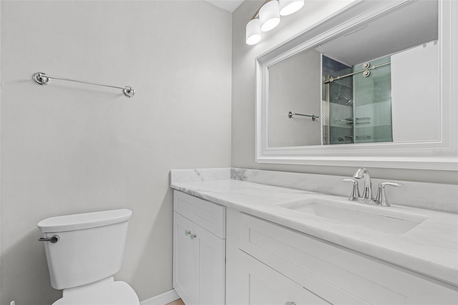 15405 CRYSTAL LAKE DR, NORTH FORT MYERS, FL, 33917