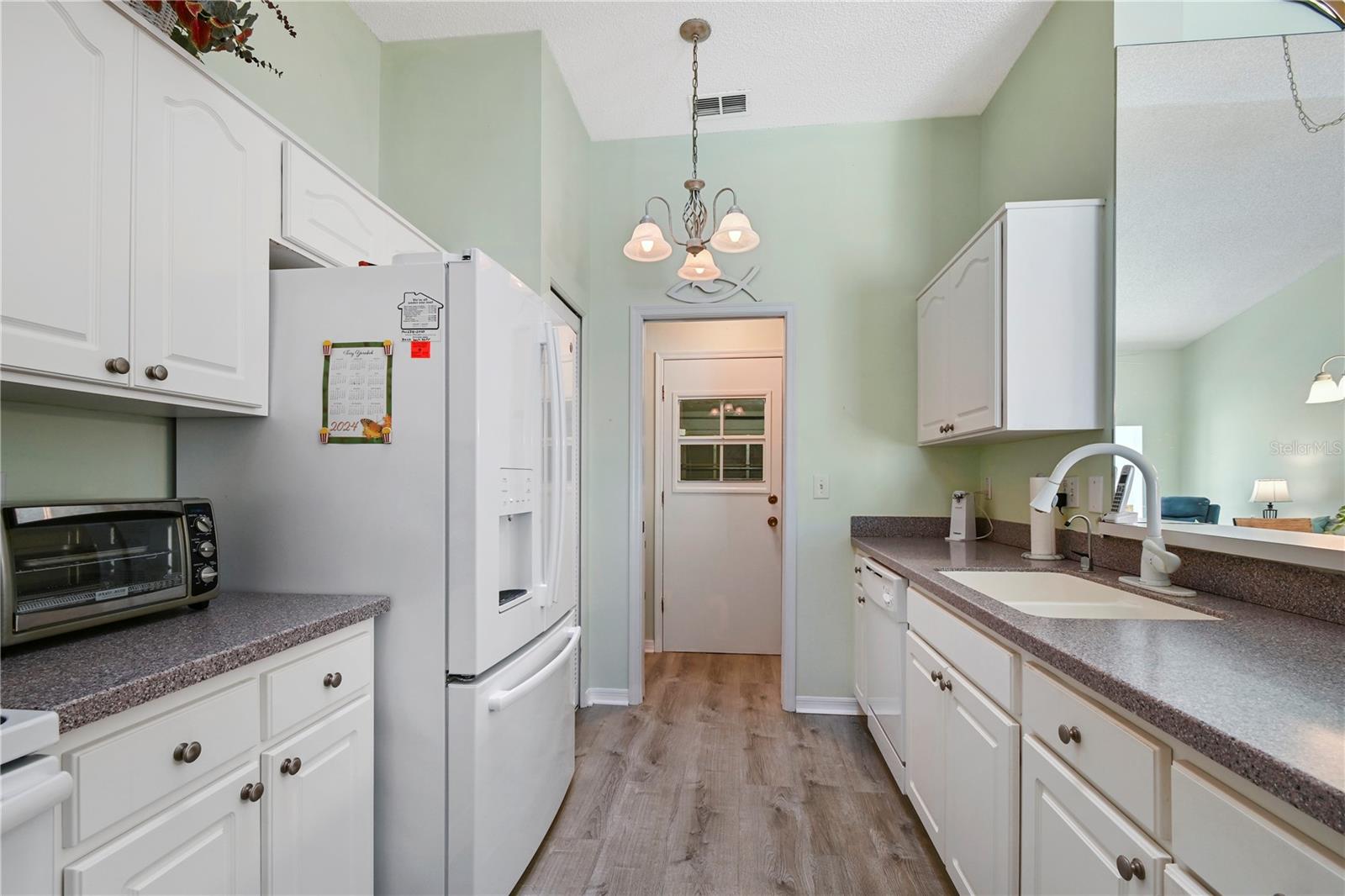 2414 OLD NANTUCKET CT #57, SUN CITY CENTER, FL, 33573
