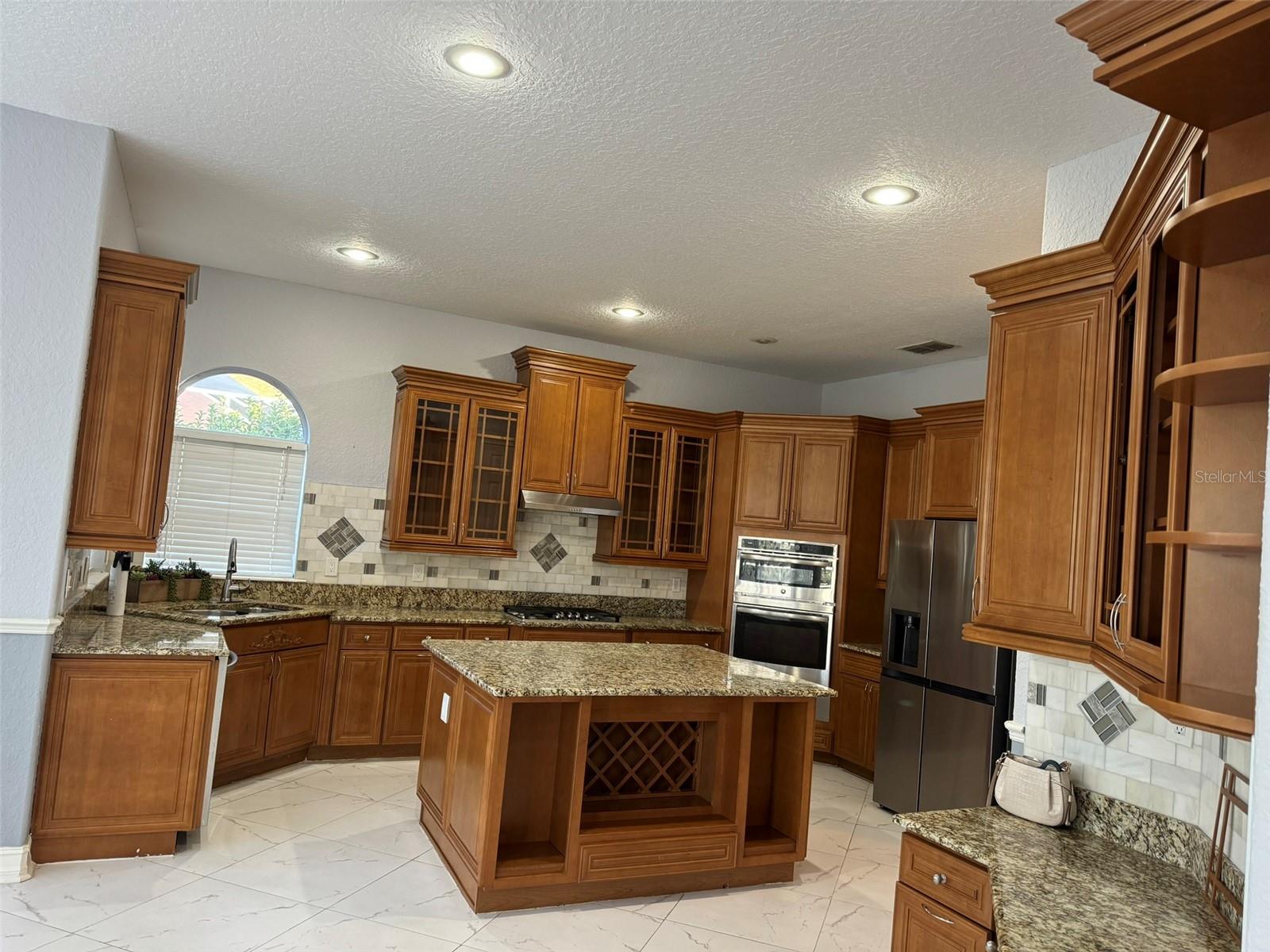10722 CORY LAKE DR, TAMPA, FL, 33647