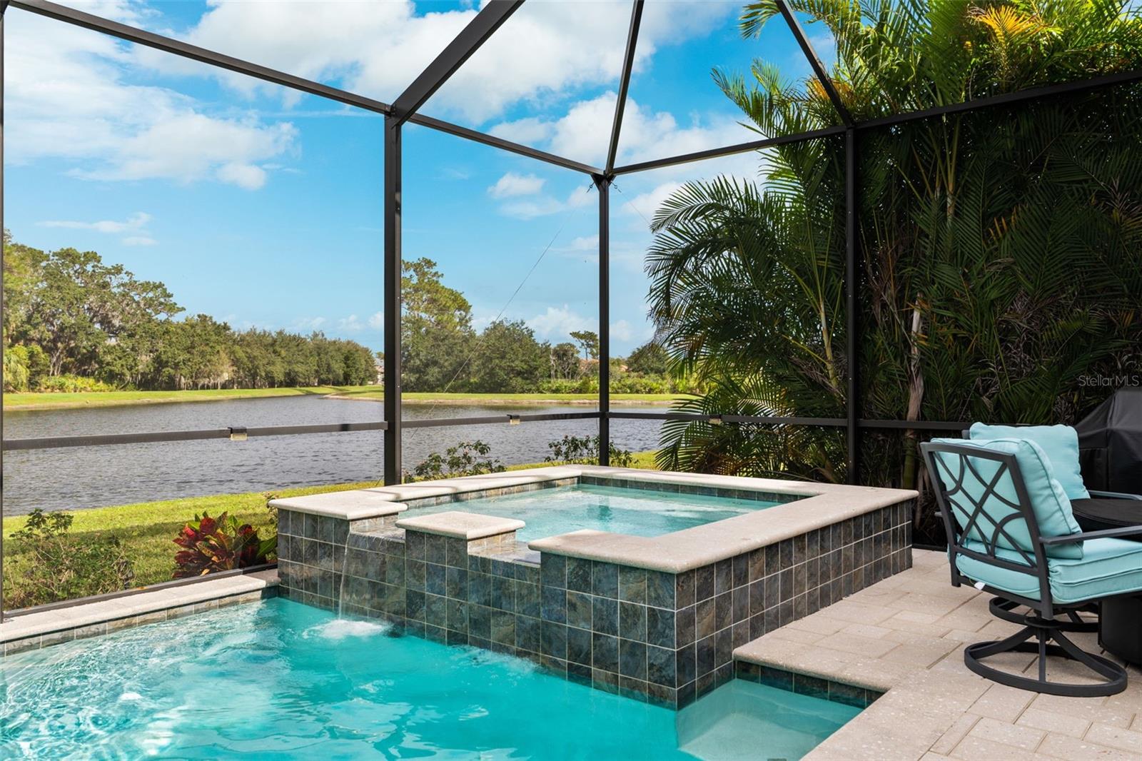 8520 GRAND ALBERATO RD, TAMPA, FL, 33647