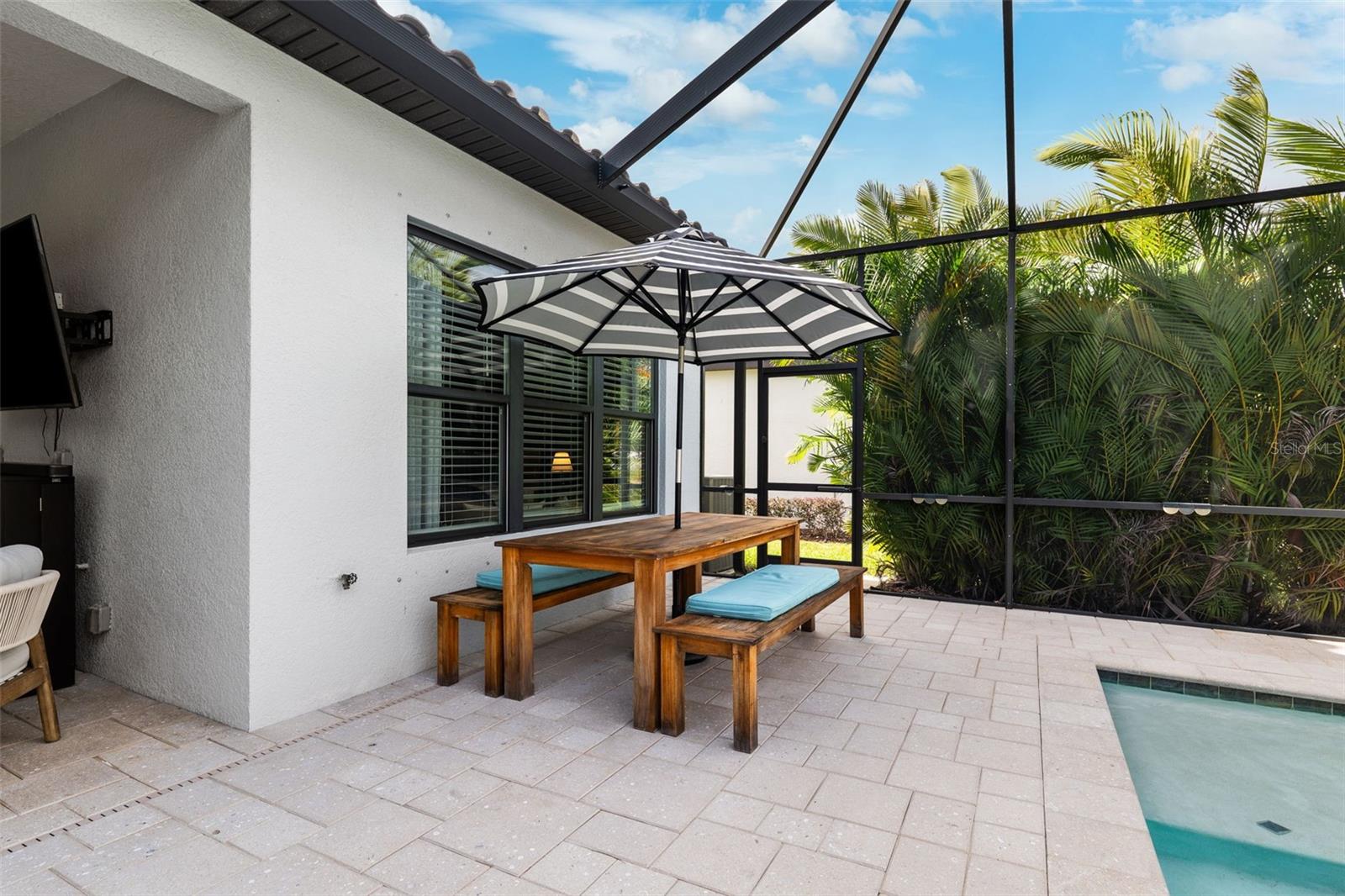 8520 GRAND ALBERATO RD, TAMPA, FL, 33647
