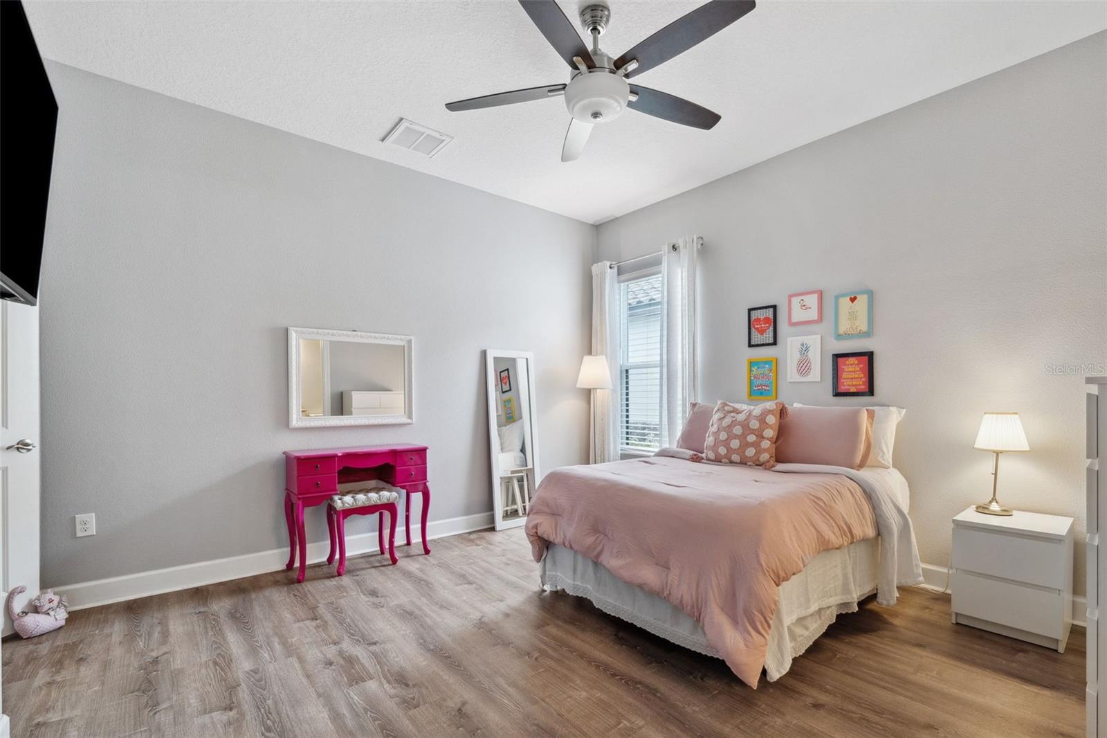 8520 GRAND ALBERATO RD, TAMPA, FL, 33647