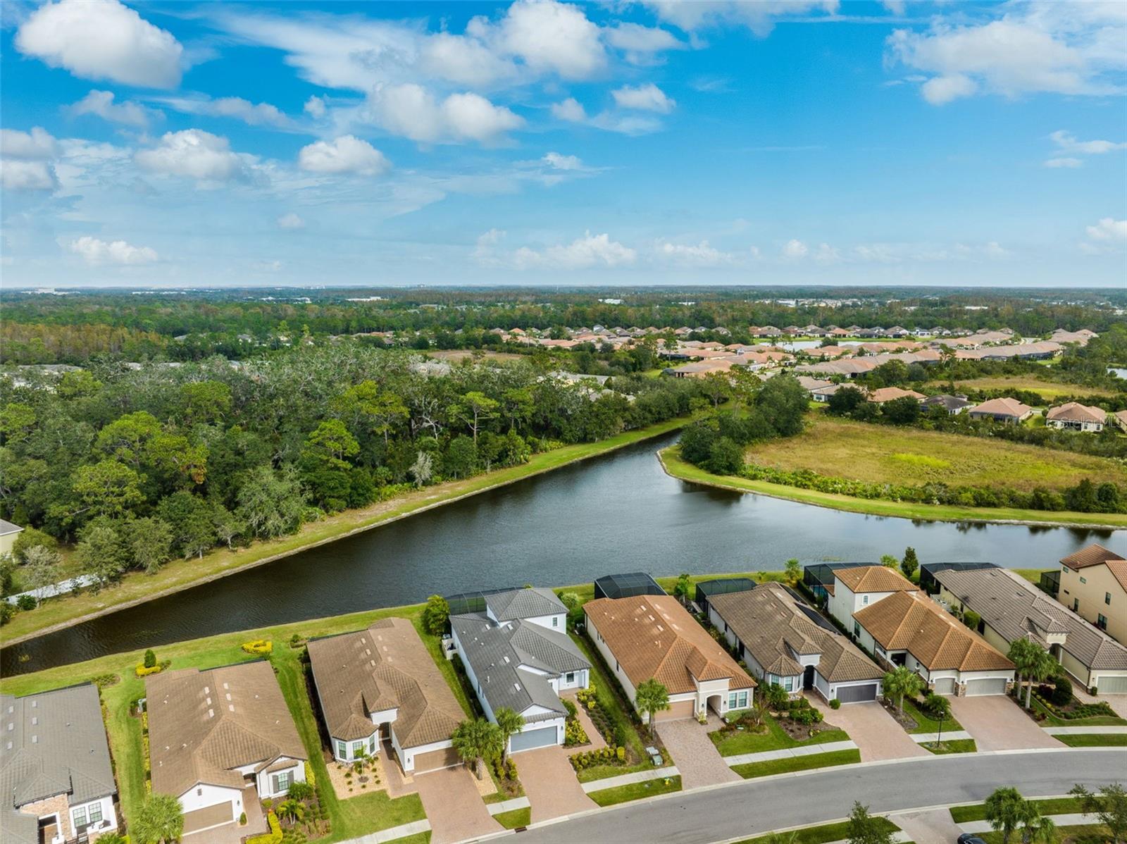8520 GRAND ALBERATO RD, TAMPA, FL, 33647