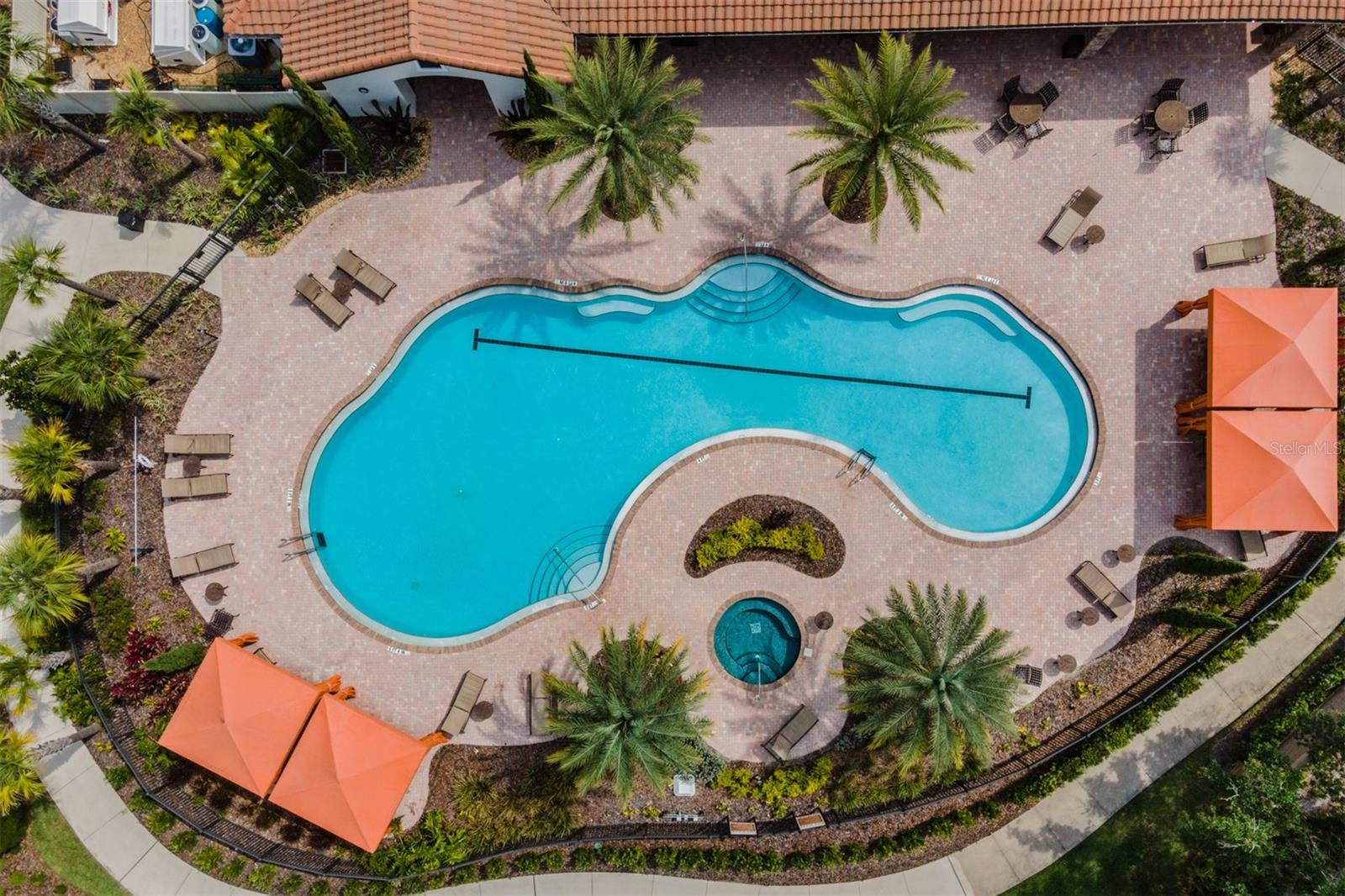8520 GRAND ALBERATO RD, TAMPA, FL, 33647