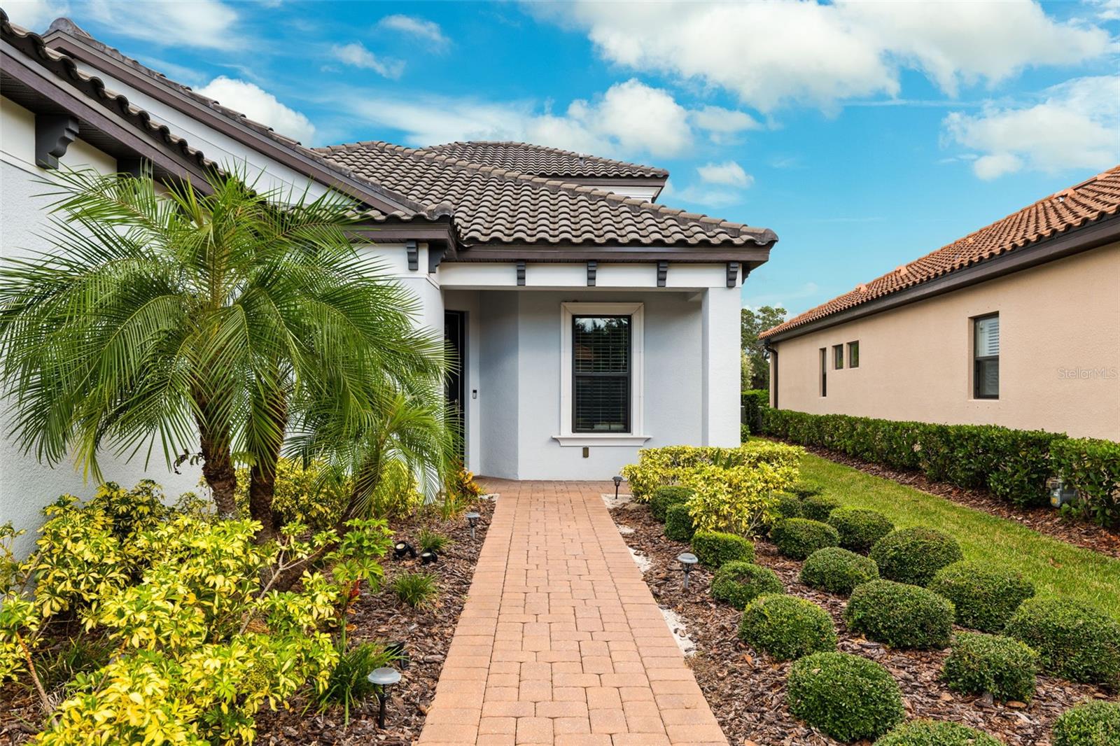 8520 GRAND ALBERATO RD, TAMPA, FL, 33647