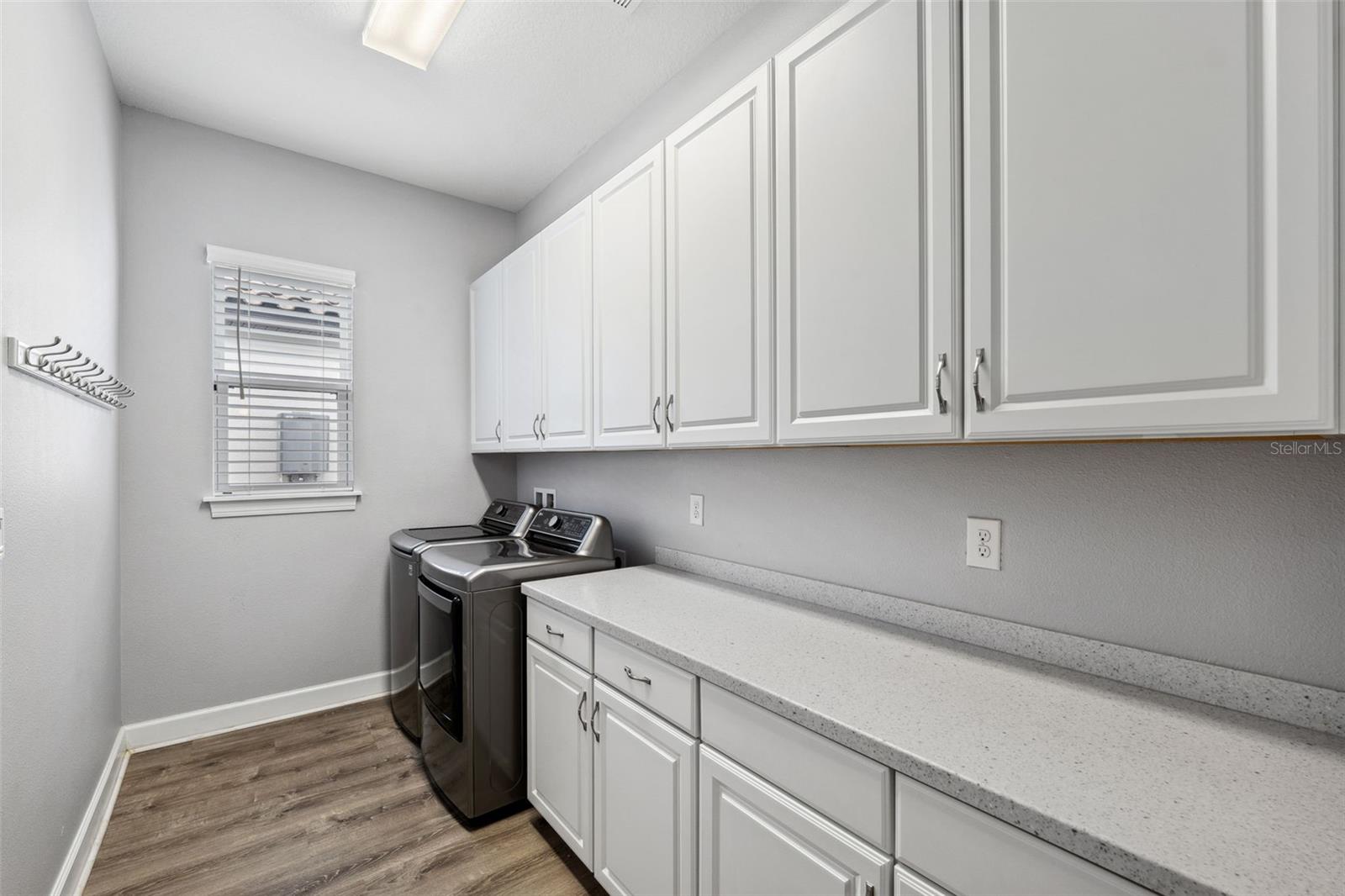 8520 GRAND ALBERATO RD, TAMPA, FL, 33647