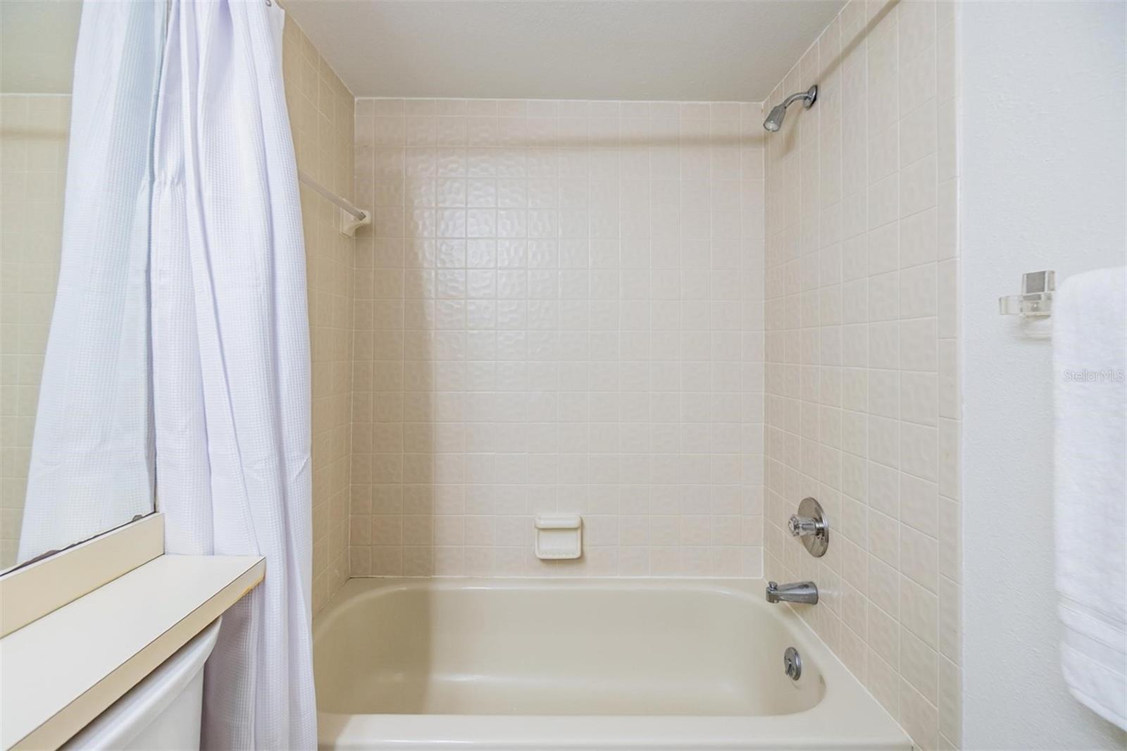 1801 E LAKE RD #3G, PALM HARBOR, FL, 34685