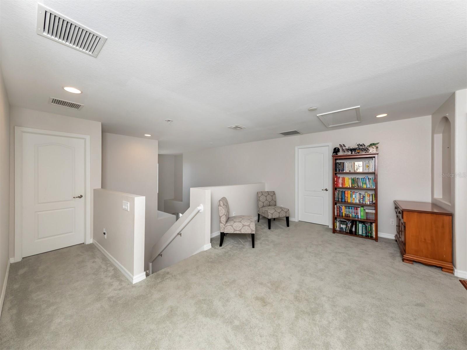 2182 NETTLEBUSH LN, VENICE, FL, 34292