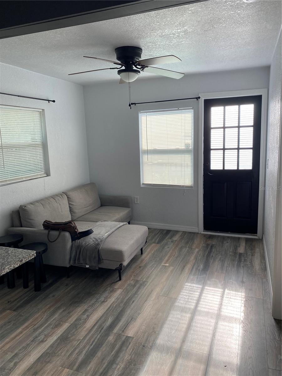 3809 N GARRISON ST, TAMPA, FL, 33619