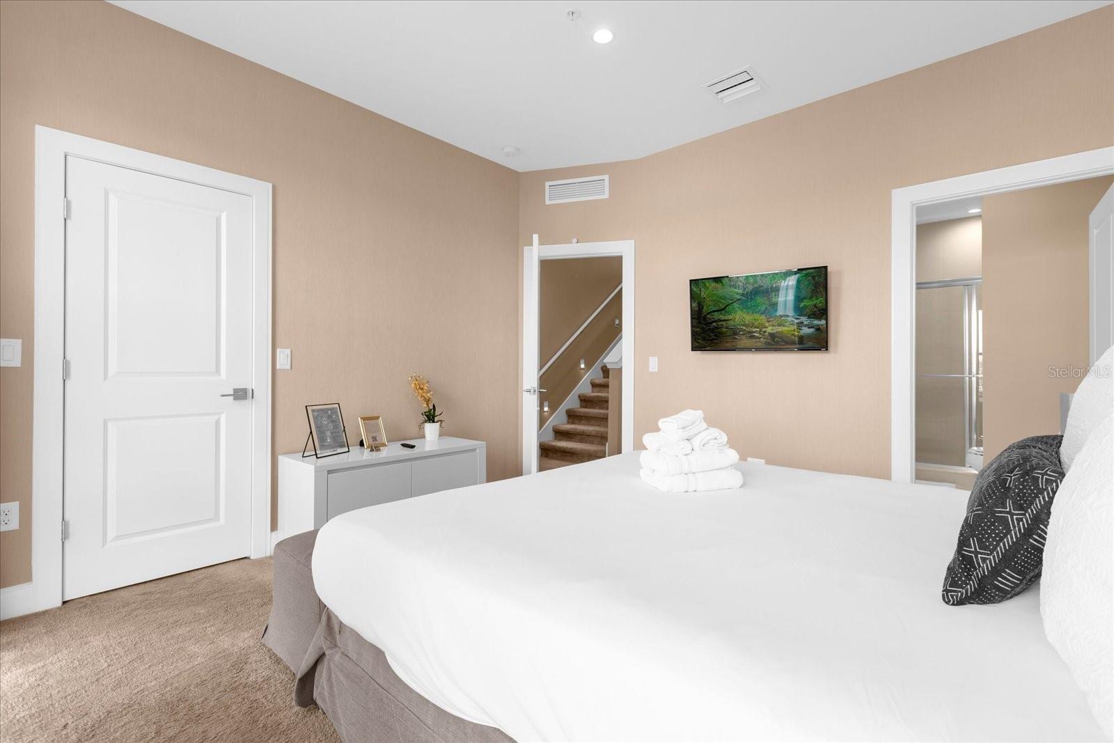 3215 BRASILIA AVE, KISSIMMEE, FL, 34747