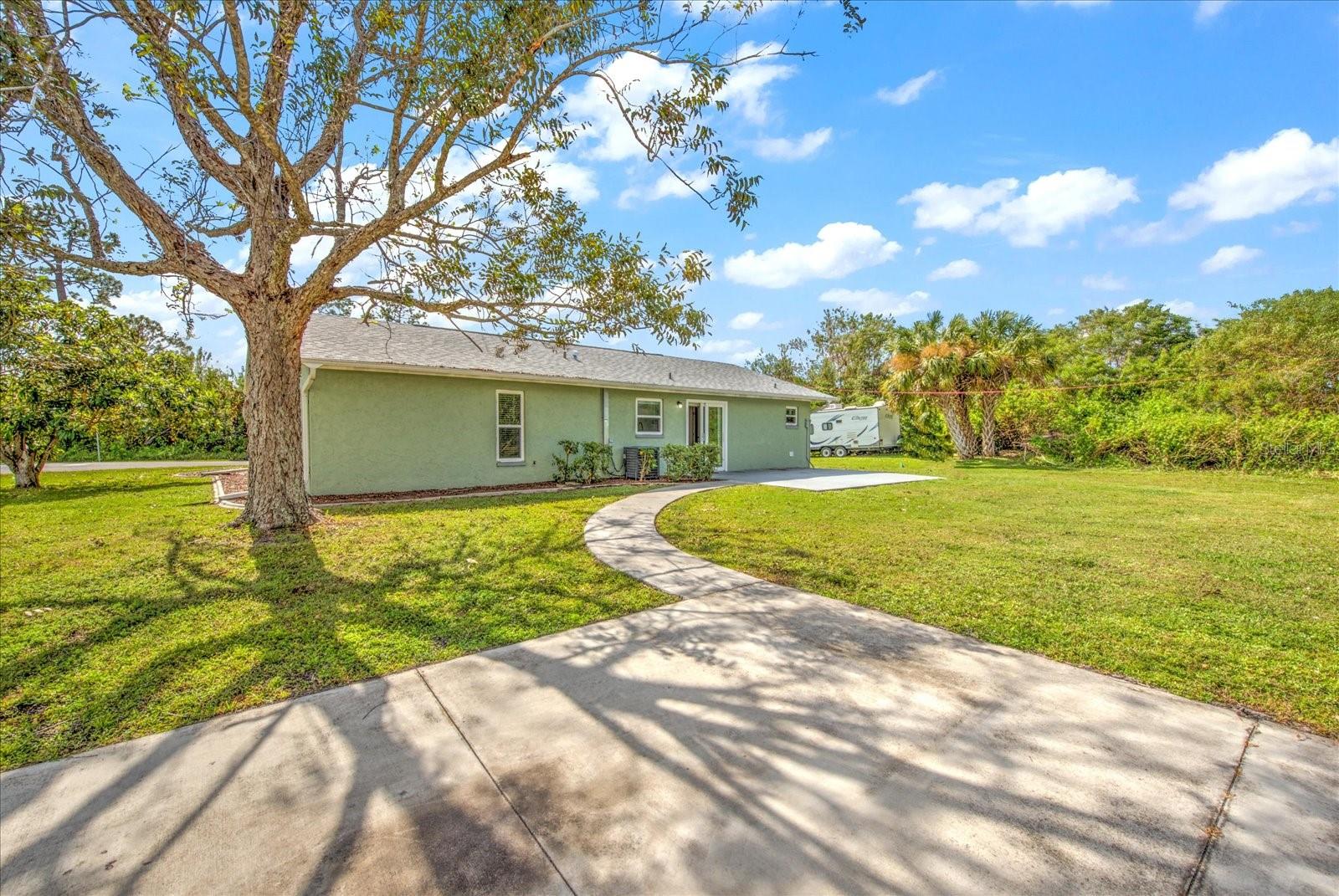 23184 ALLEN AVE, PUNTA GORDA, FL, 33980