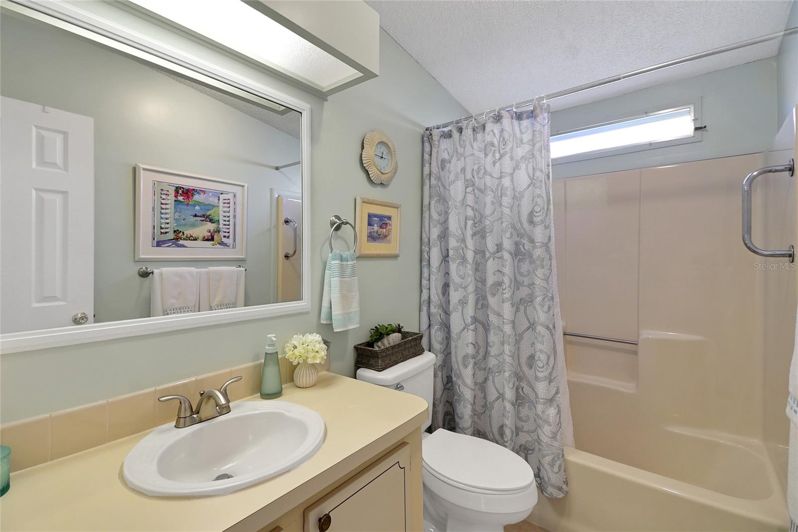 1112 PARADISE DR, THE VILLAGES, FL, 32159