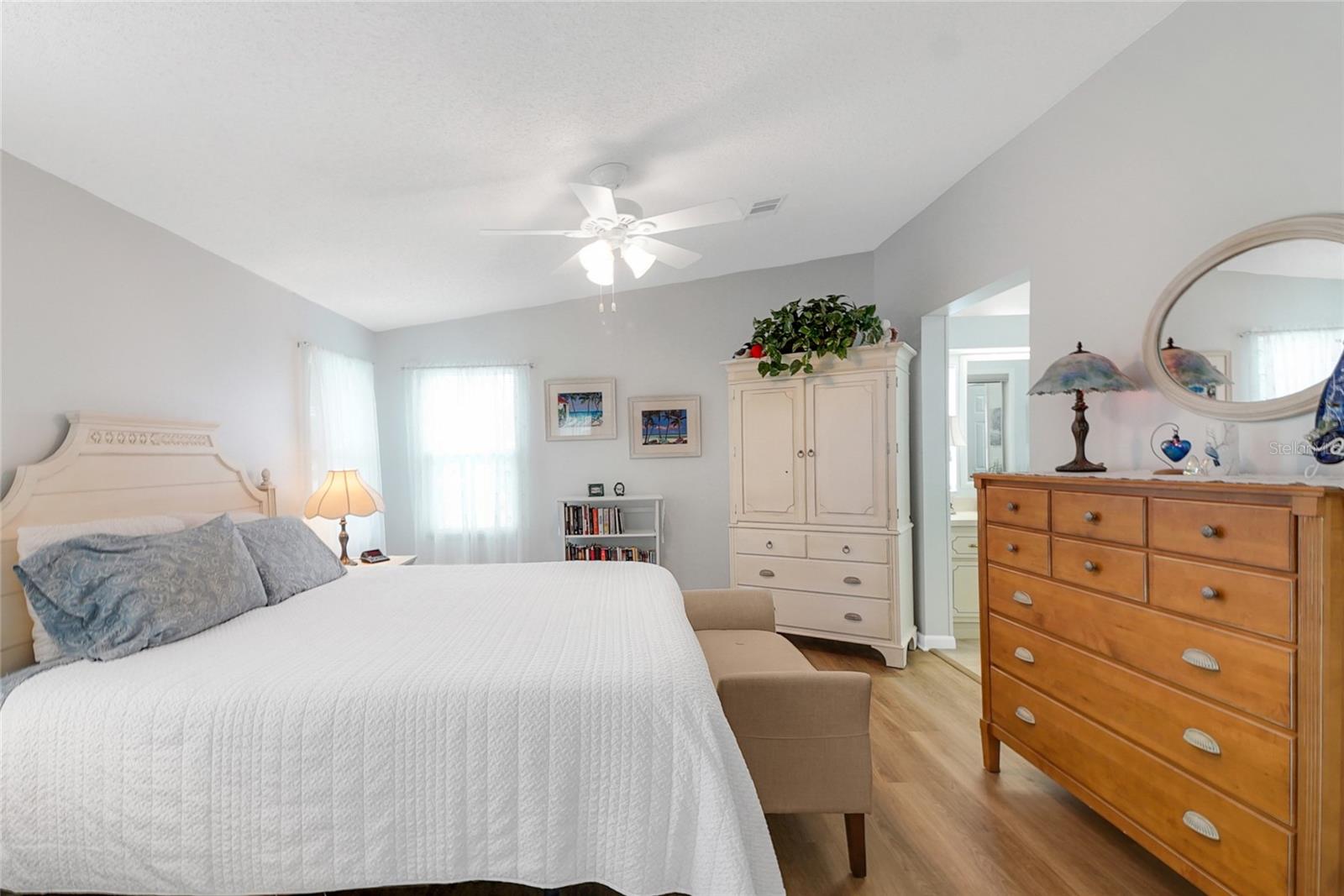 1112 PARADISE DR, THE VILLAGES, FL, 32159