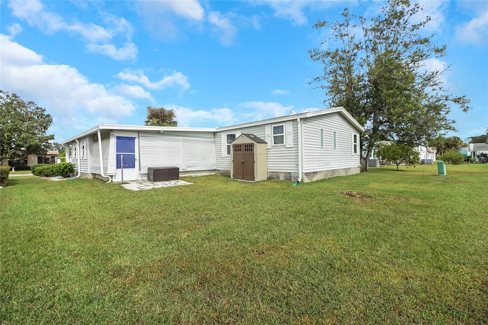 1112 PARADISE DR, THE VILLAGES, FL, 32159