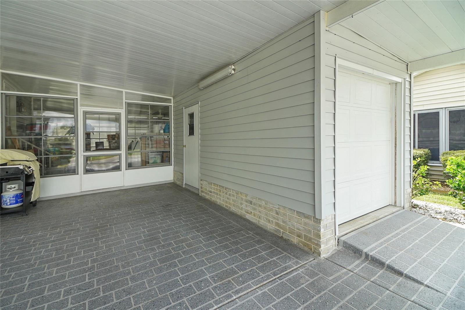 1112 PARADISE DR, THE VILLAGES, FL, 32159
