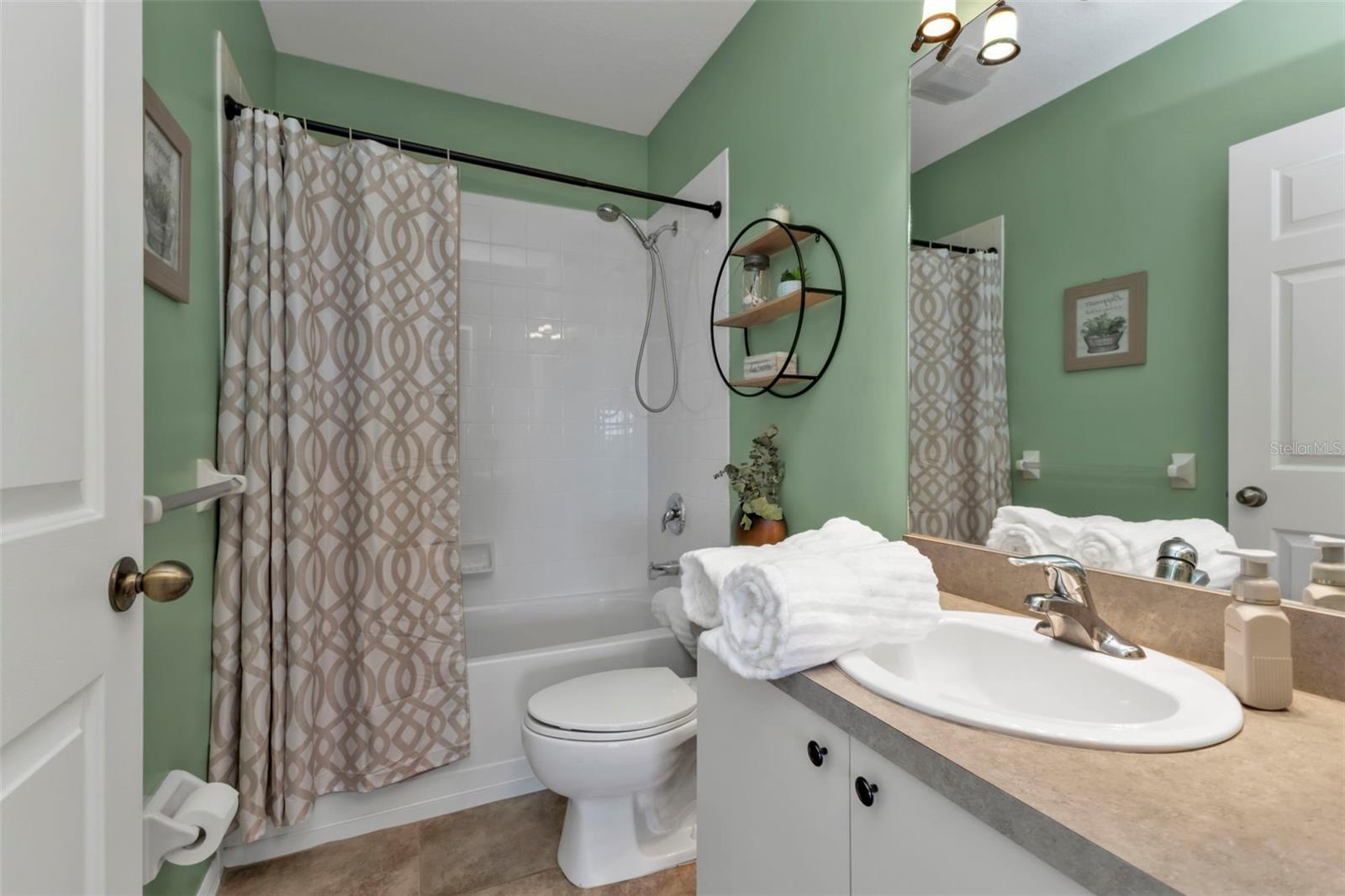2061 WILLOW HAMMOCK CIR #208, PUNTA GORDA, FL, 33983