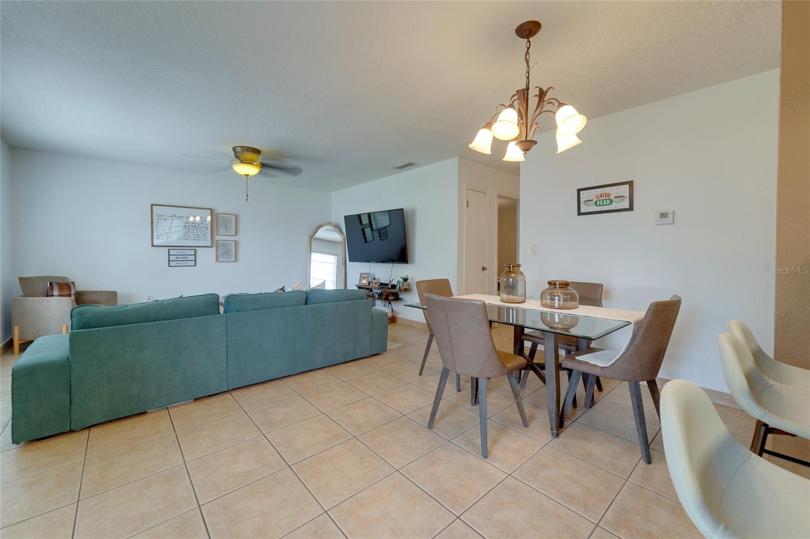 4249 PINEBARK AVE #1, ORLANDO, FL, 32811