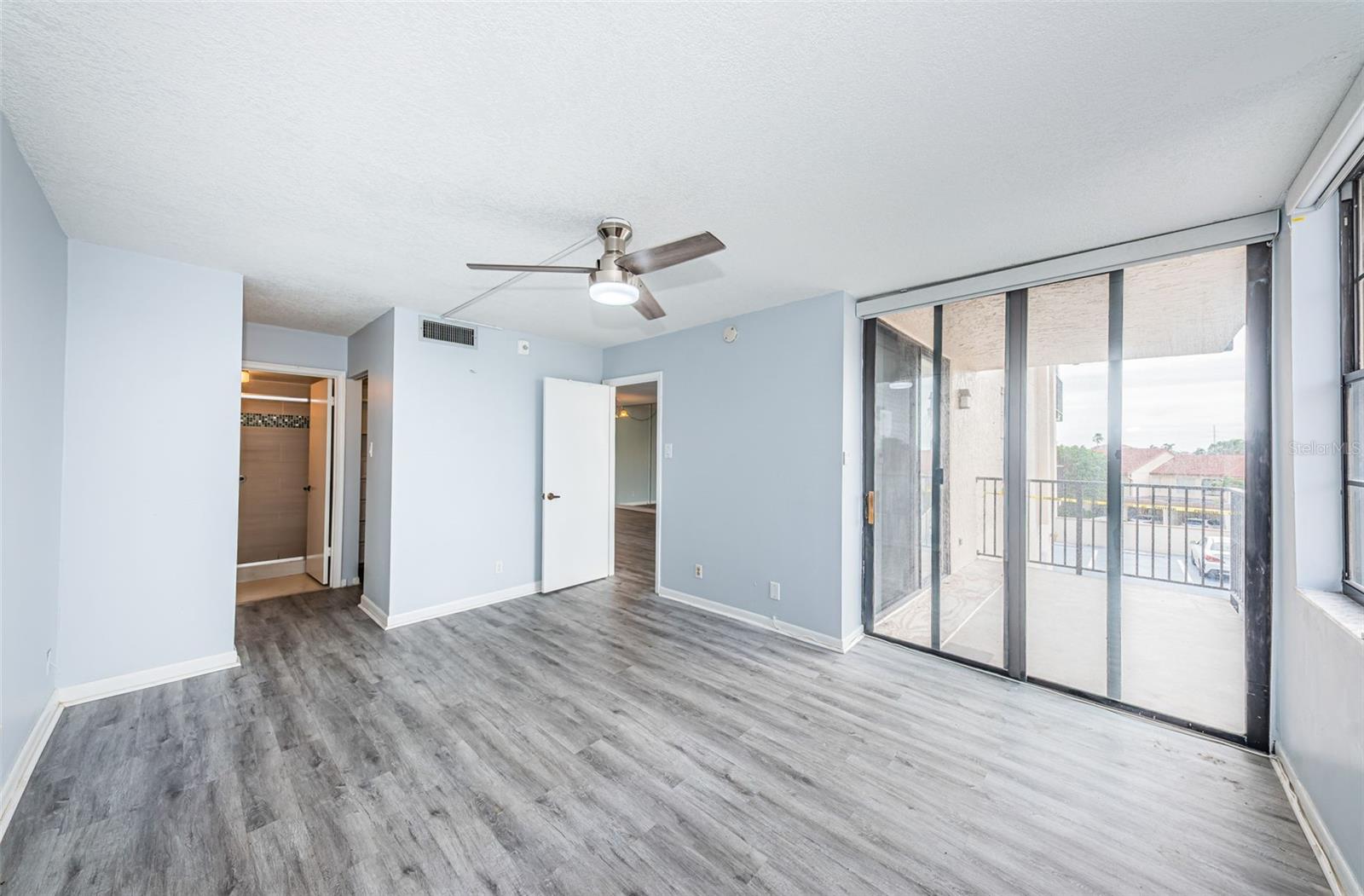 6145 SUN BLVD #305, ST PETERSBURG, FL, 33715