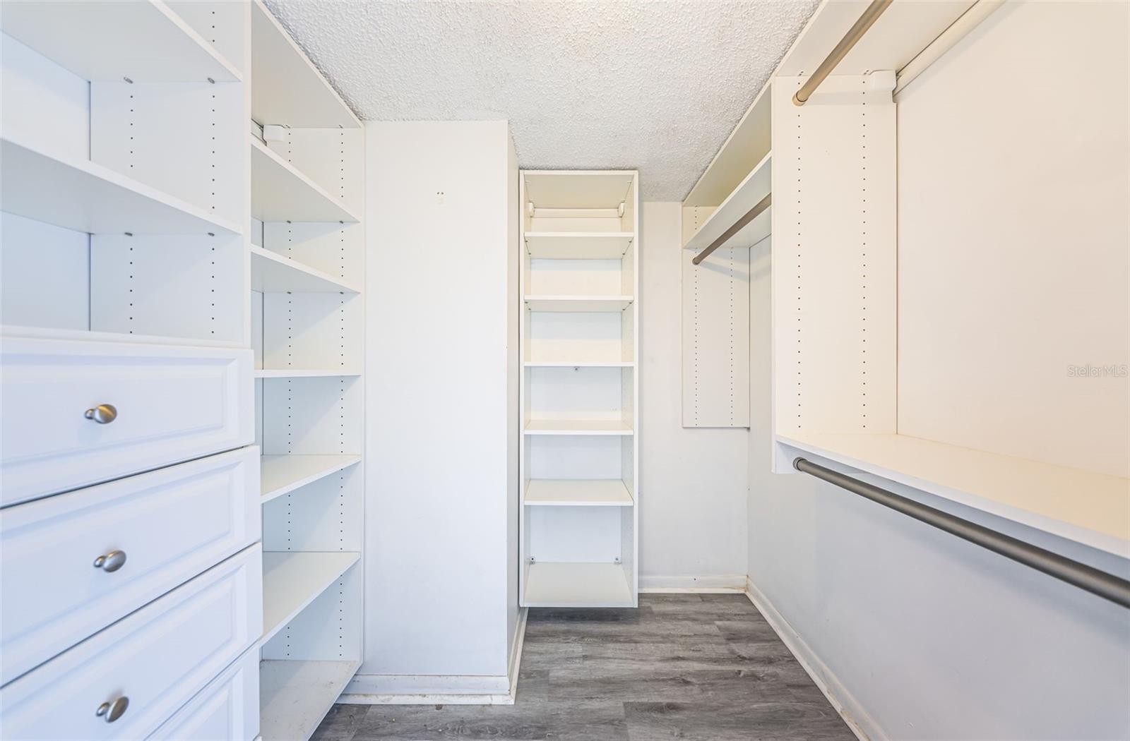 6145 SUN BLVD #305, ST PETERSBURG, FL, 33715